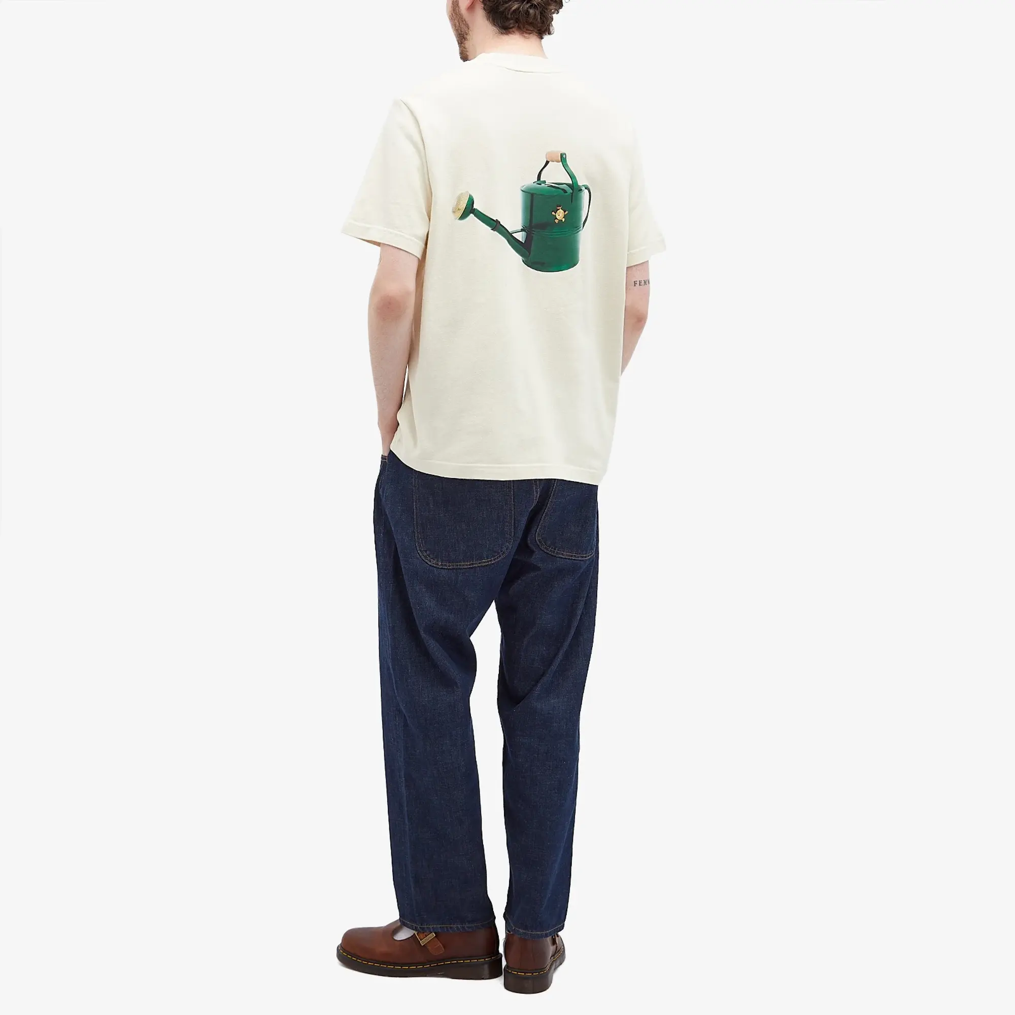 Bram's Fruit Men's Watering Can T-Shirt Creme