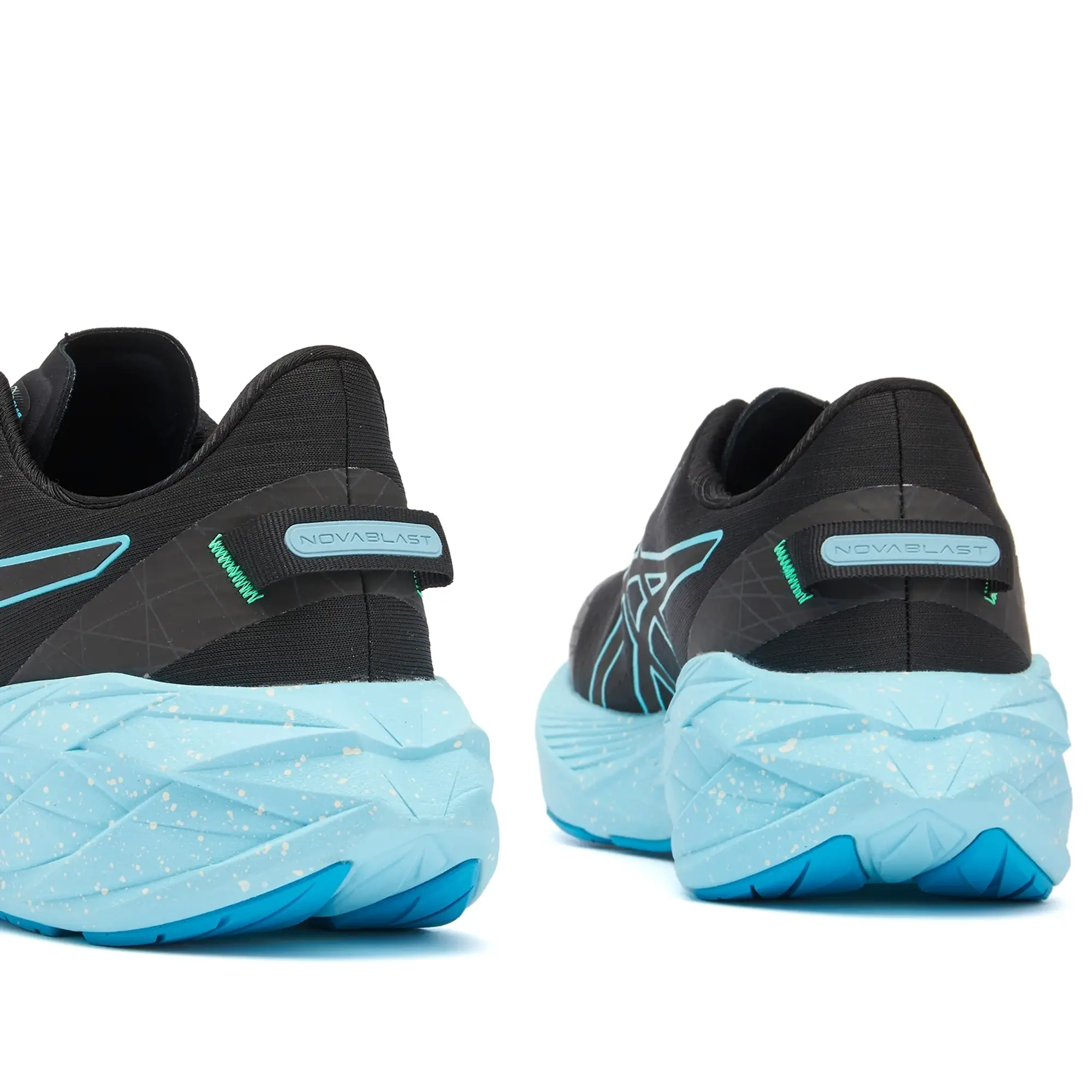 ASICS Novablast 4 Lite-Show - Black, Black