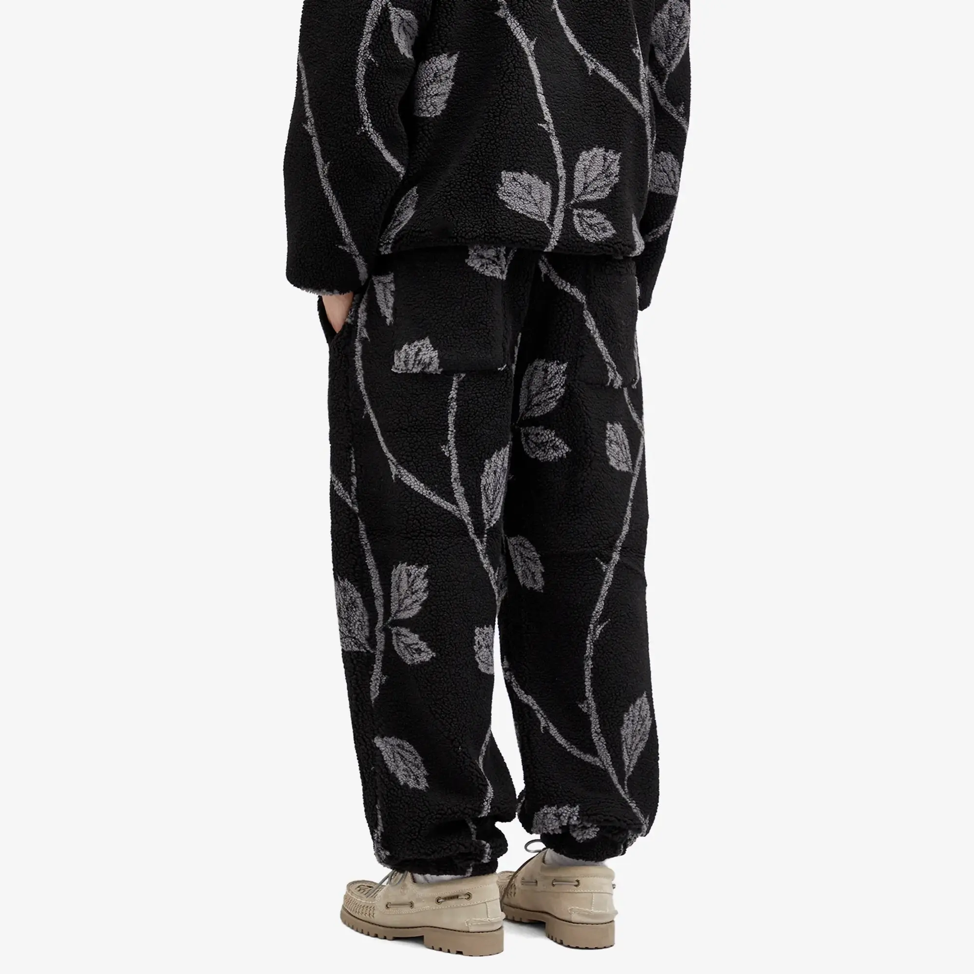 Heresy Men's Bramble Fleece Pants Print