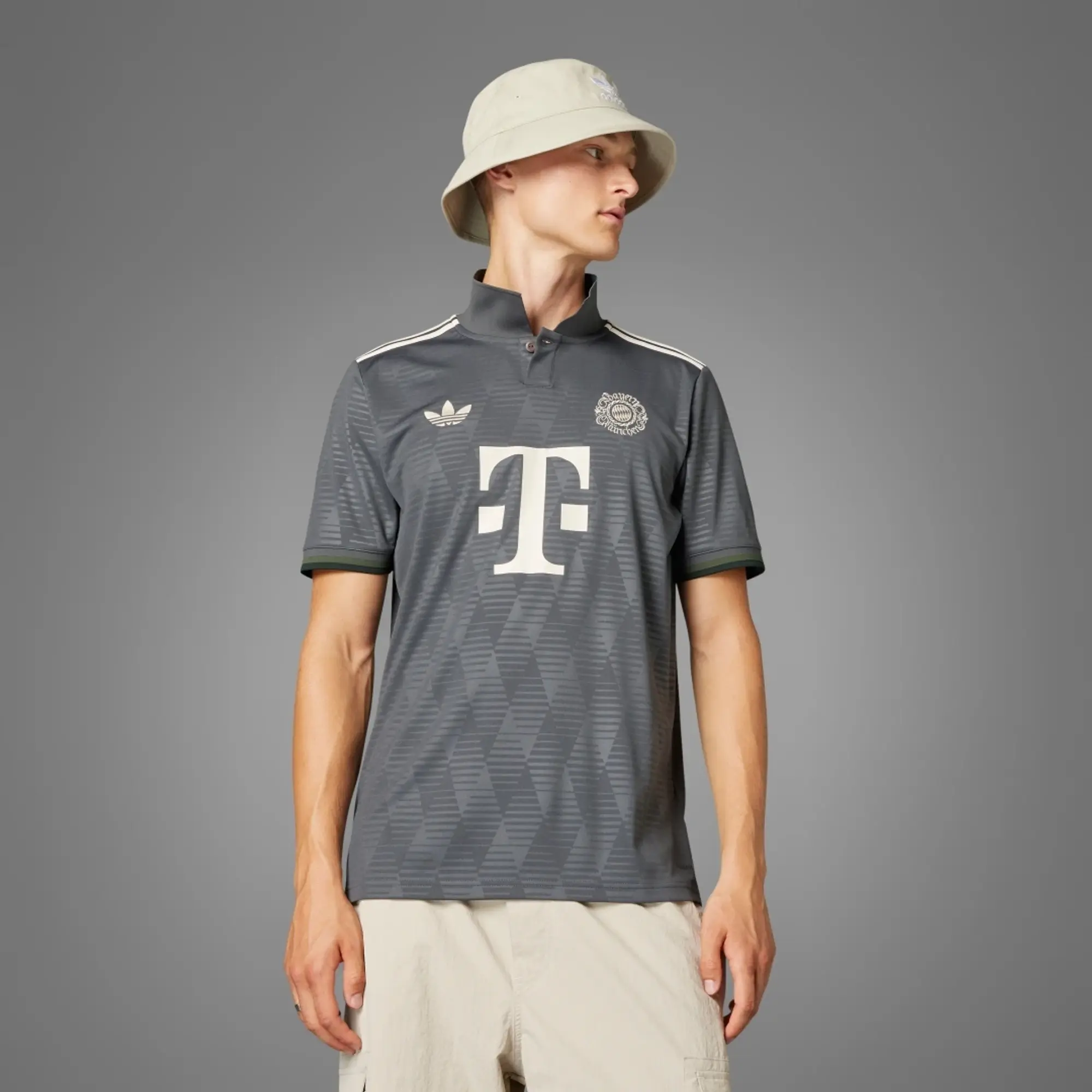 adidas FC Bayern 24/25 Wiesn Jersey