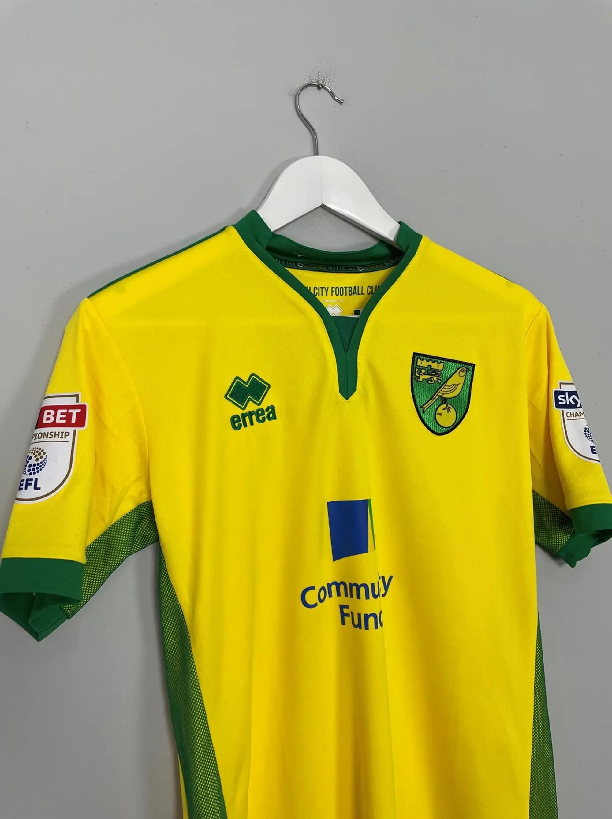 2016/17 NORWICH CITY HOWSON #8 *MATCH ISSUE* HOME SHIRT (M) ERREA