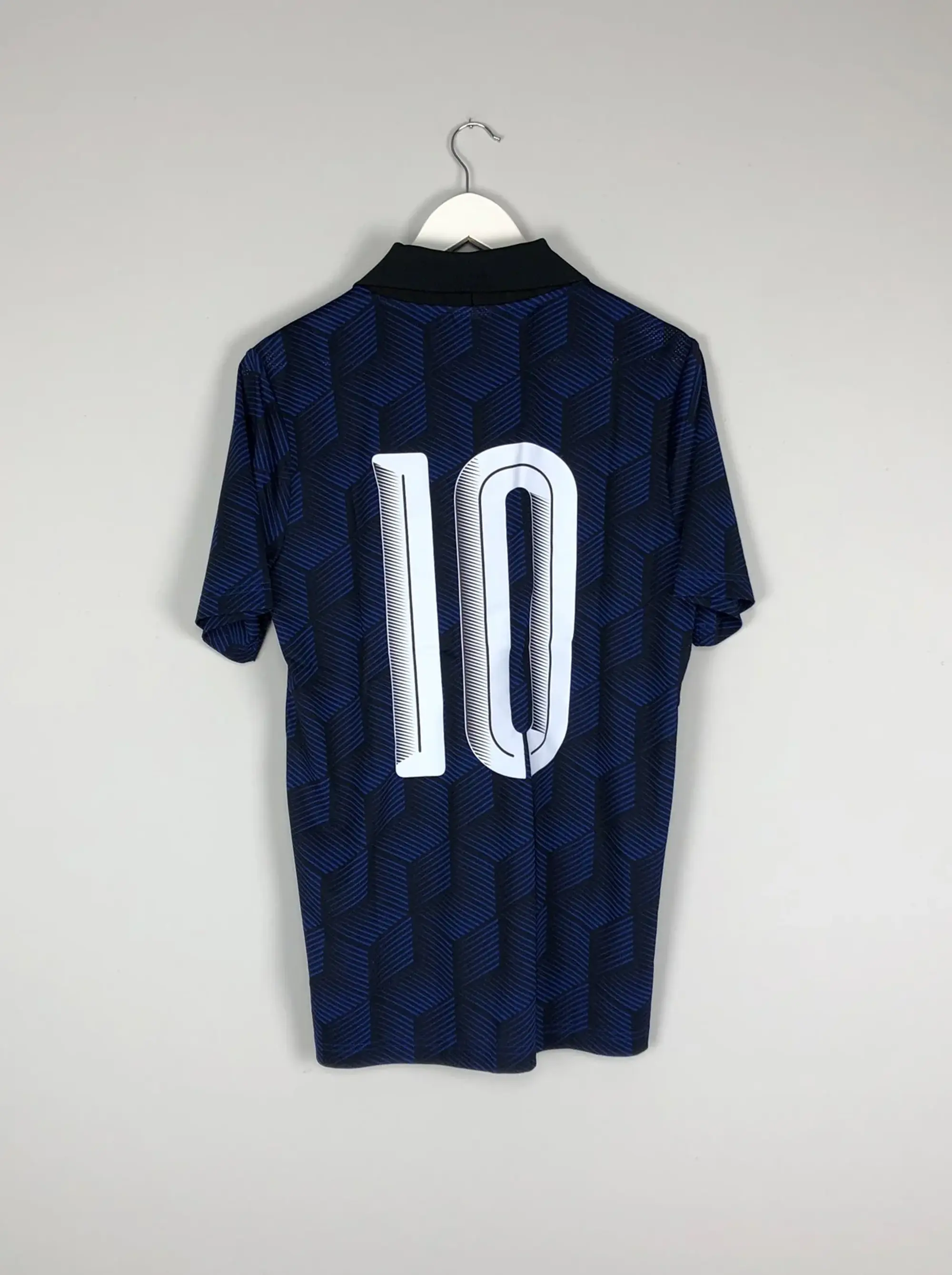 2004/05 PUMA *BNWT* TEMPLATE SHIRT (MULTIPLE SIZES)