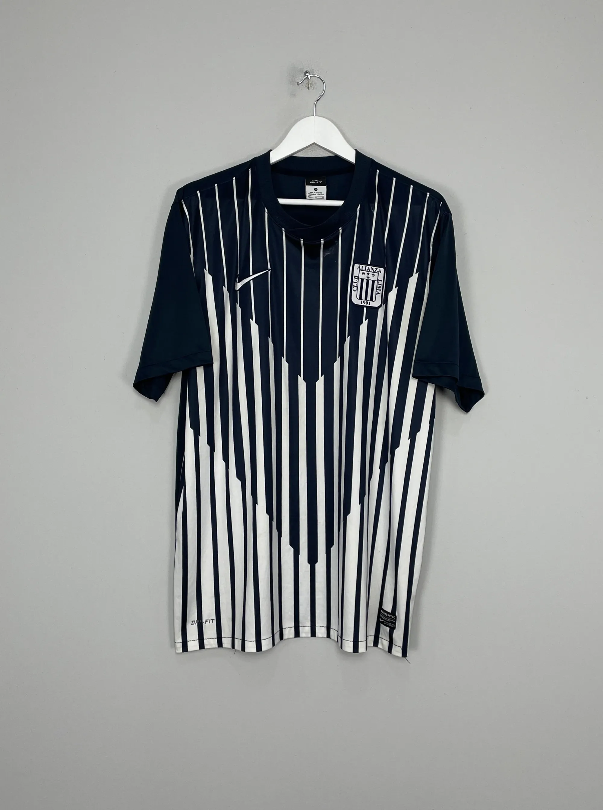 2011/12 ALIANZA LIMA HOME SHIRT (XL) NIKE | Cult Kits