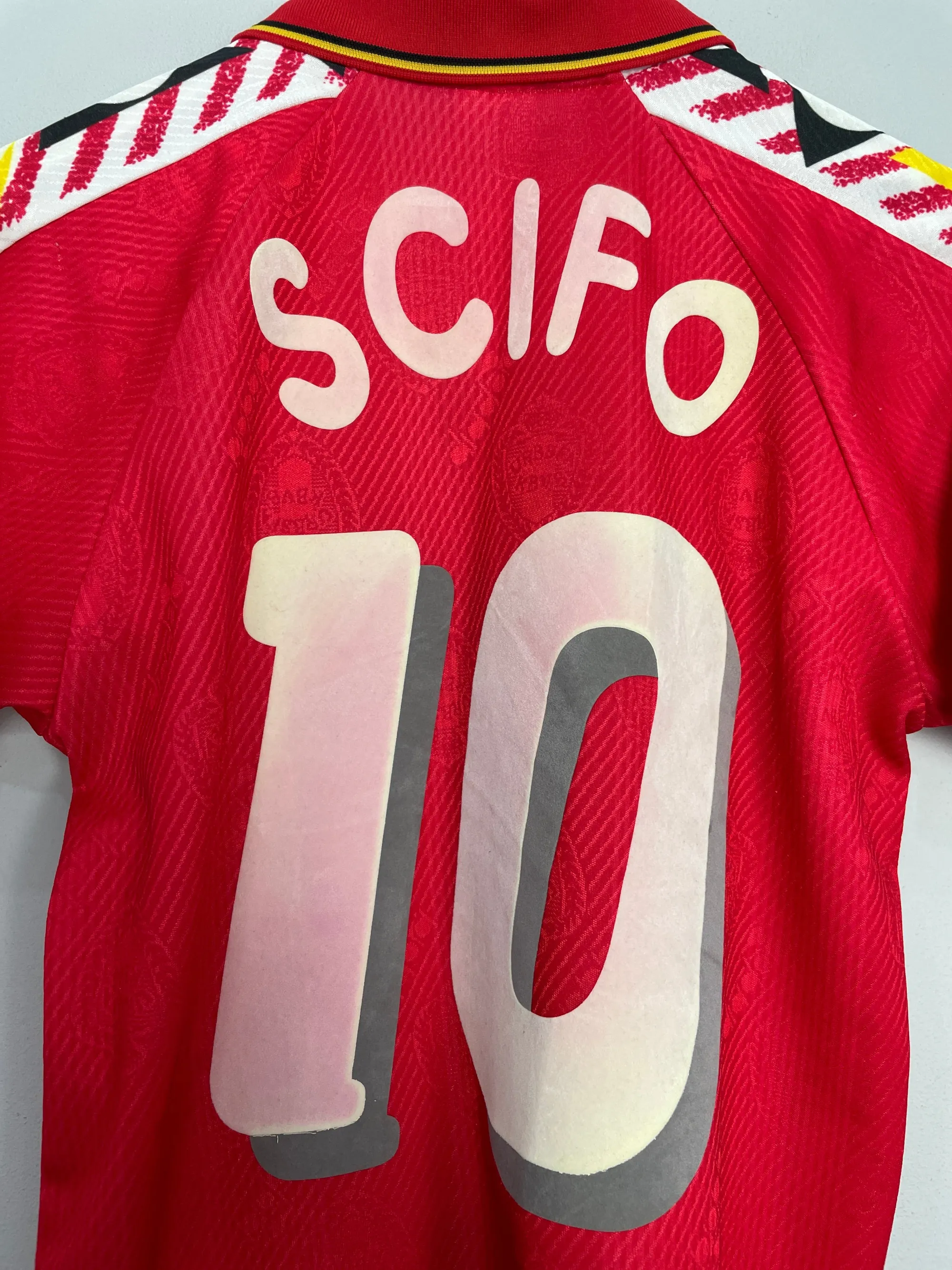 1994/95 BELGIUM SCIFO #10 HOME SHIRT (S) DIADORA | 8122705871075