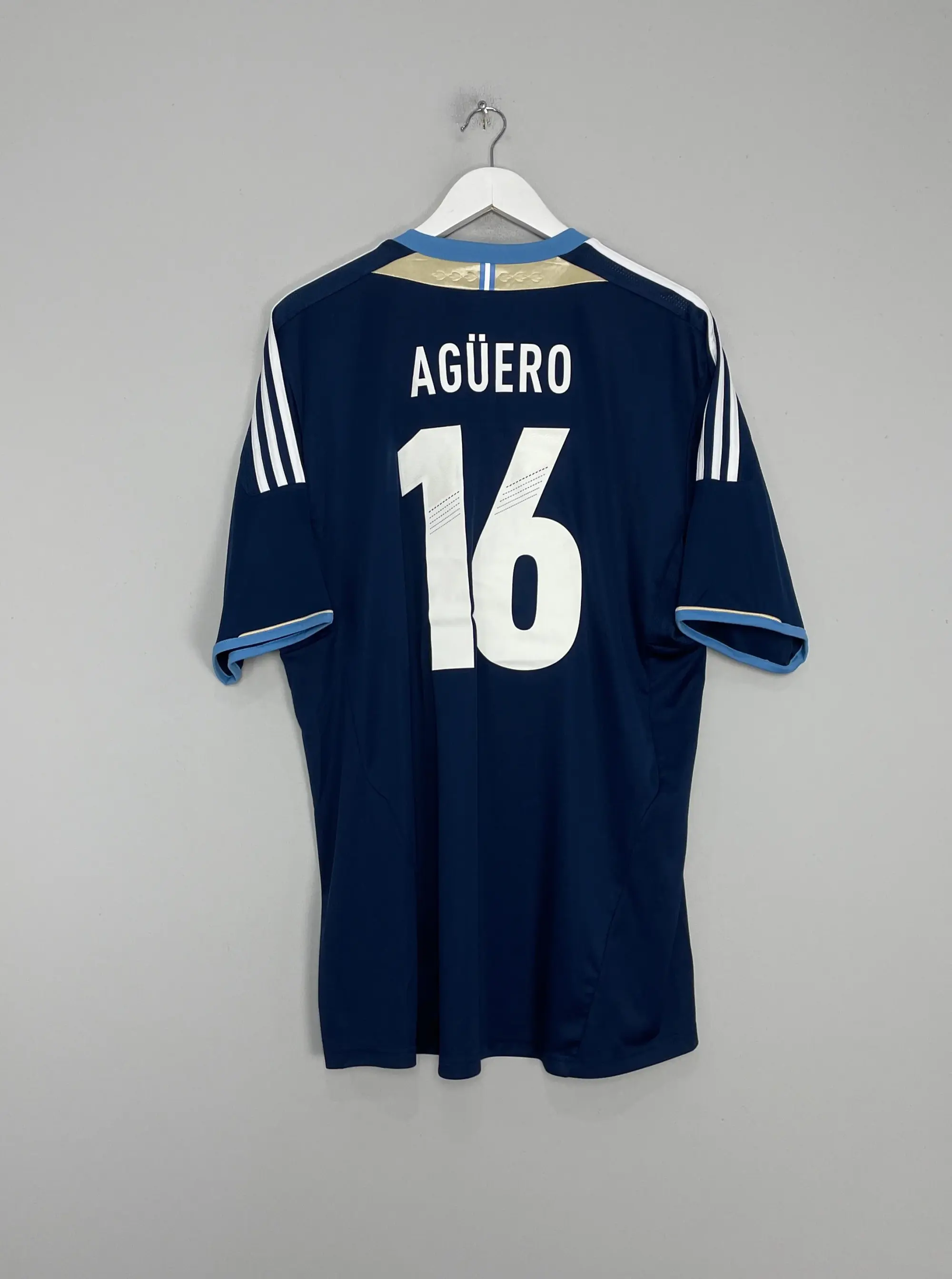 2011/12 ARGENTINA AGUERO #16 AWAY SHIRT (XL) ADIDAS | Cult Kits
