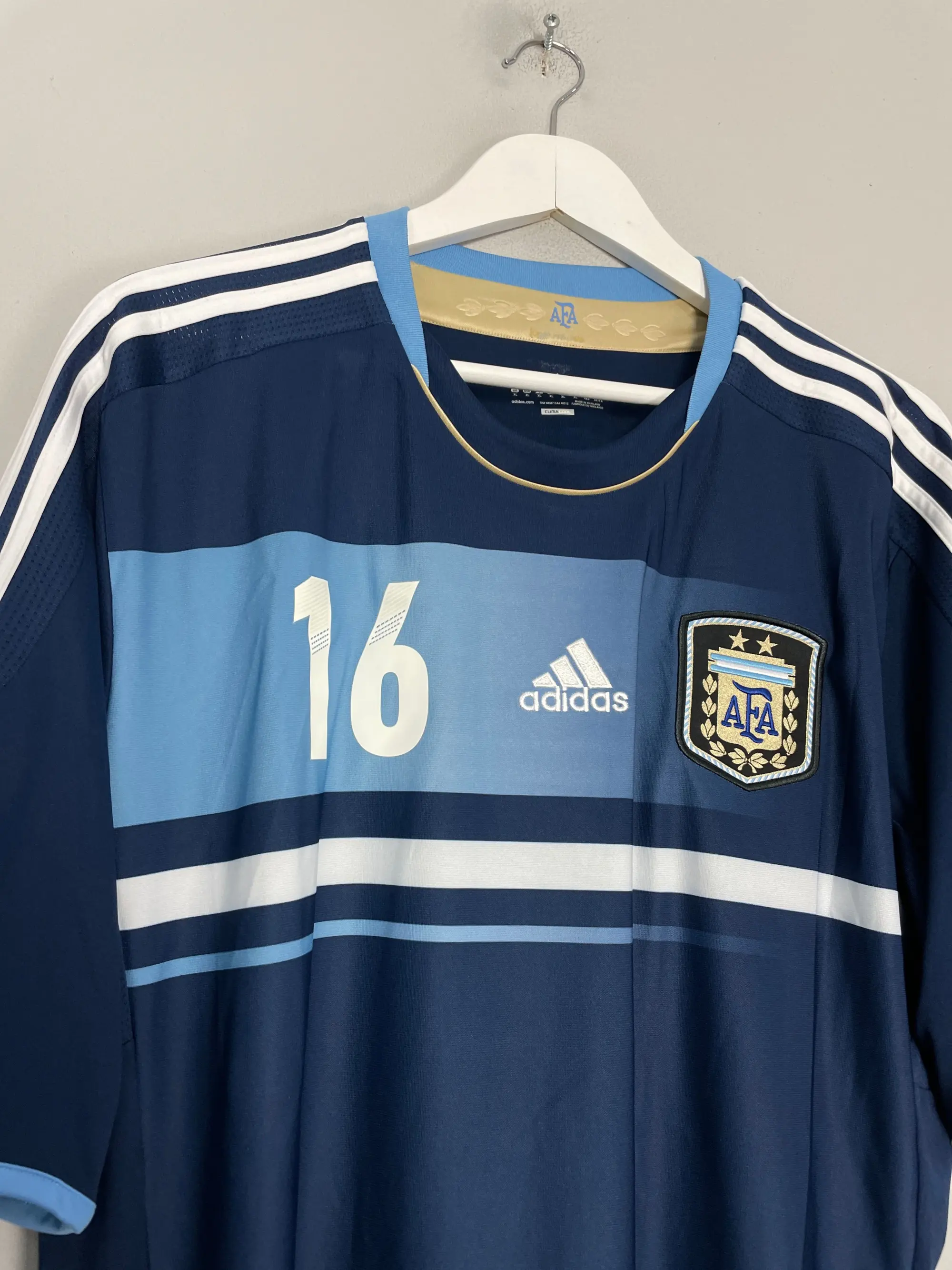 2011/12 ARGENTINA AGUERO #16 AWAY SHIRT (XL) ADIDAS | Cult Kits