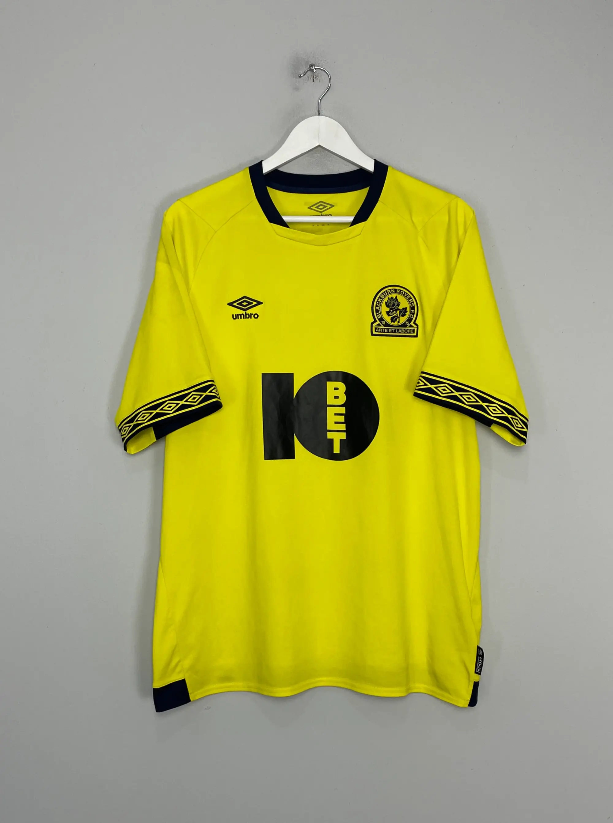 2018/19 BLACKBURN ROVERS ARMSTRONG #7 AWAY SHIRT (XL) UMBRO | Cult Kits