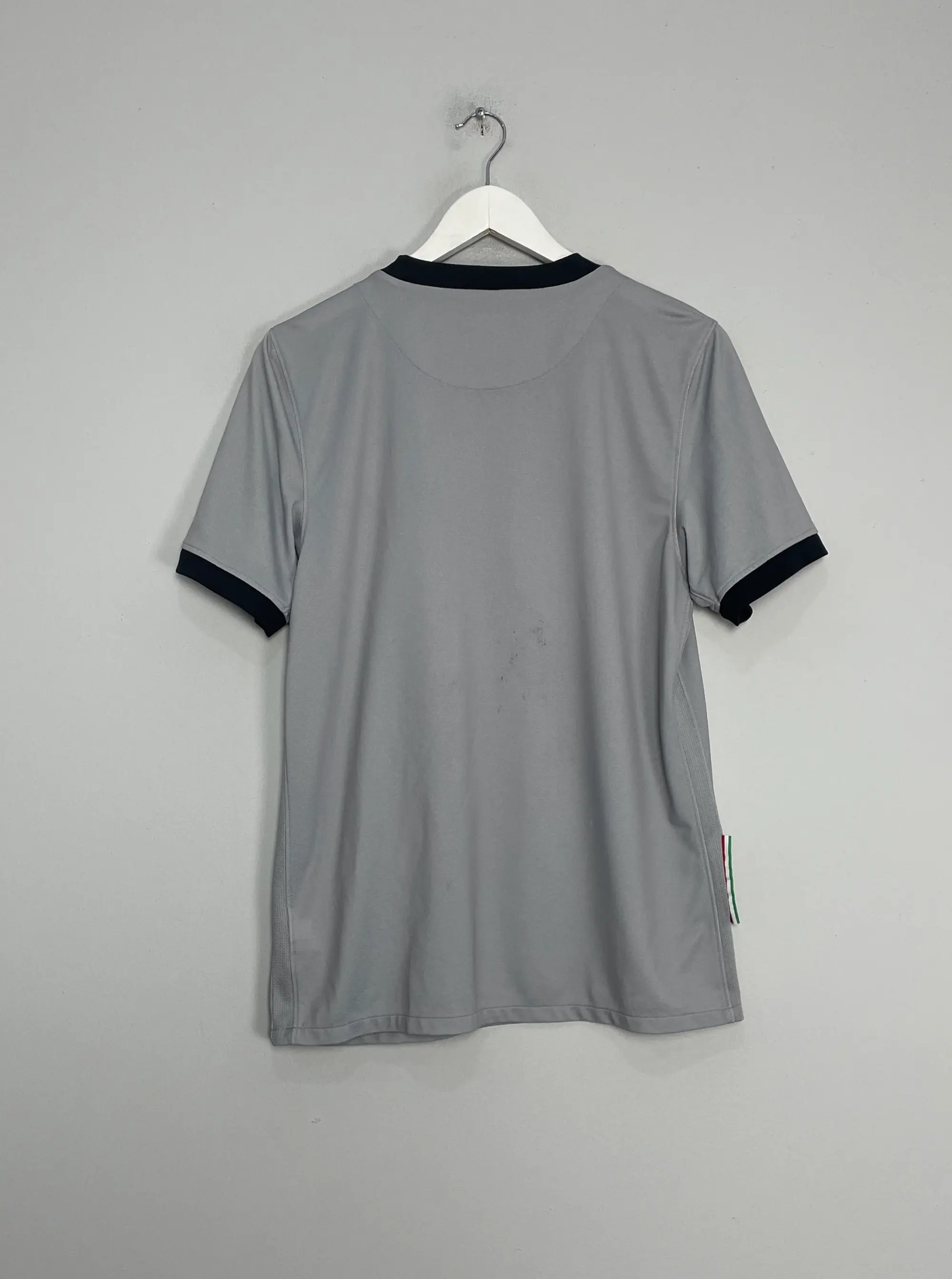 2009/10 JUVENTUS AWAY SHIRT (S) NIKE