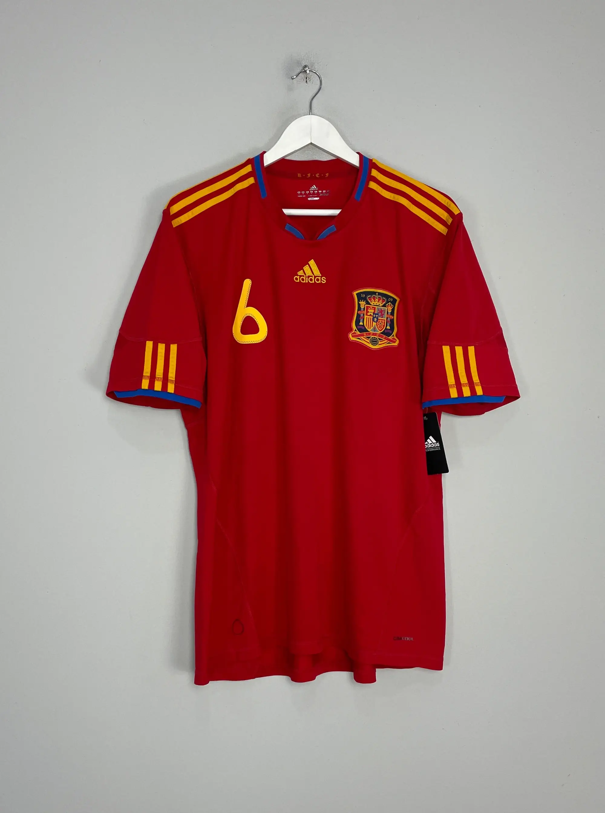 2010/11 SPAIN A.INIESTA #6 *BNWT* HOME SHIRT (XL) ADIDAS