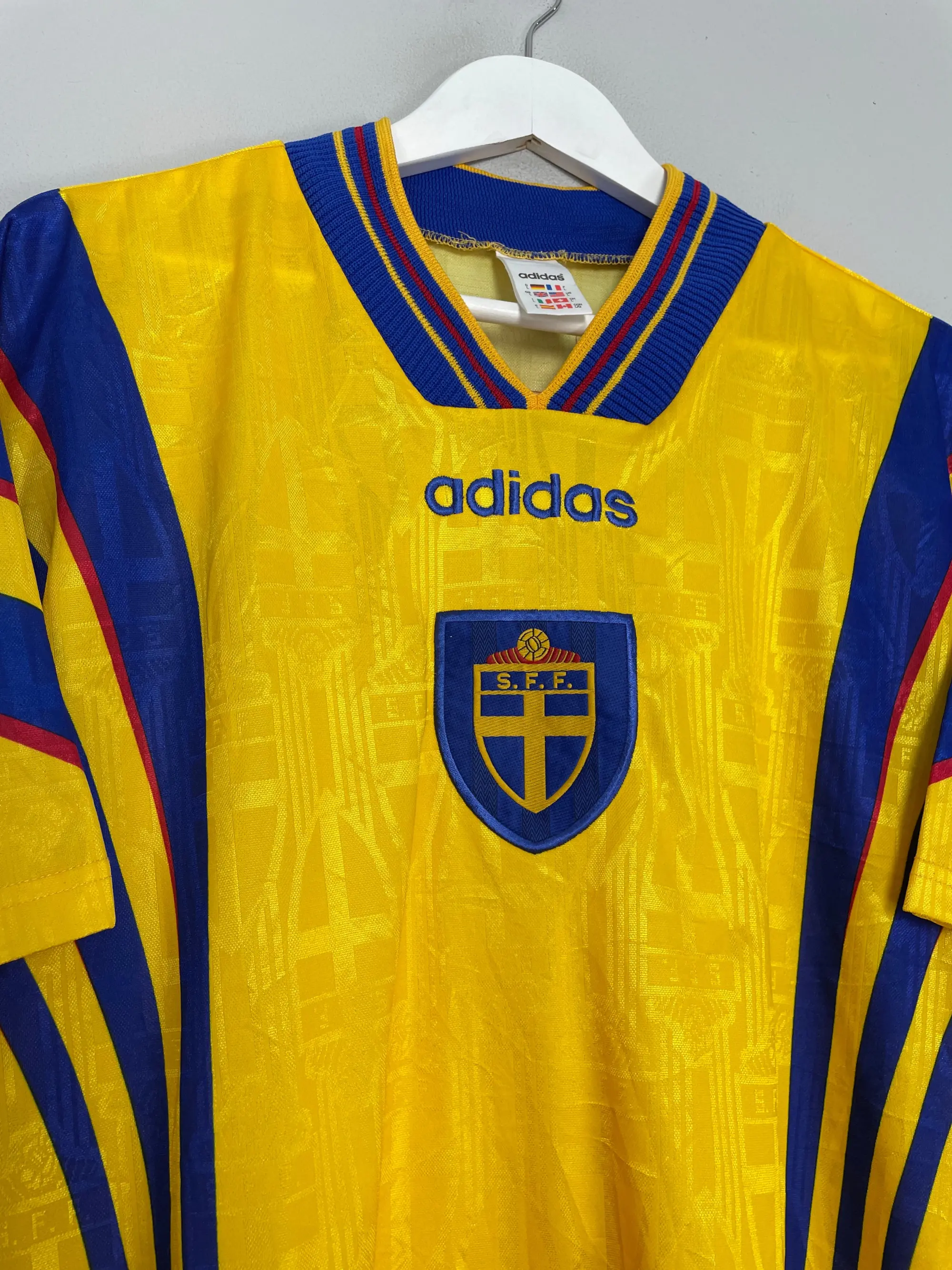 1996/98 SWEDEN HOME SHIRT (L) ADIDAS