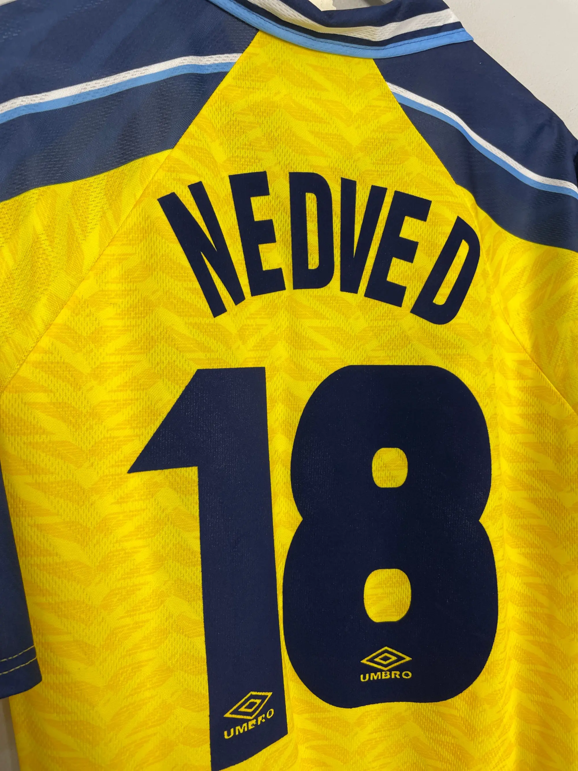 1996/98 LAZIO NEDVED #18 *BNWT* AWAY SHIRT (XXL) UMBRO