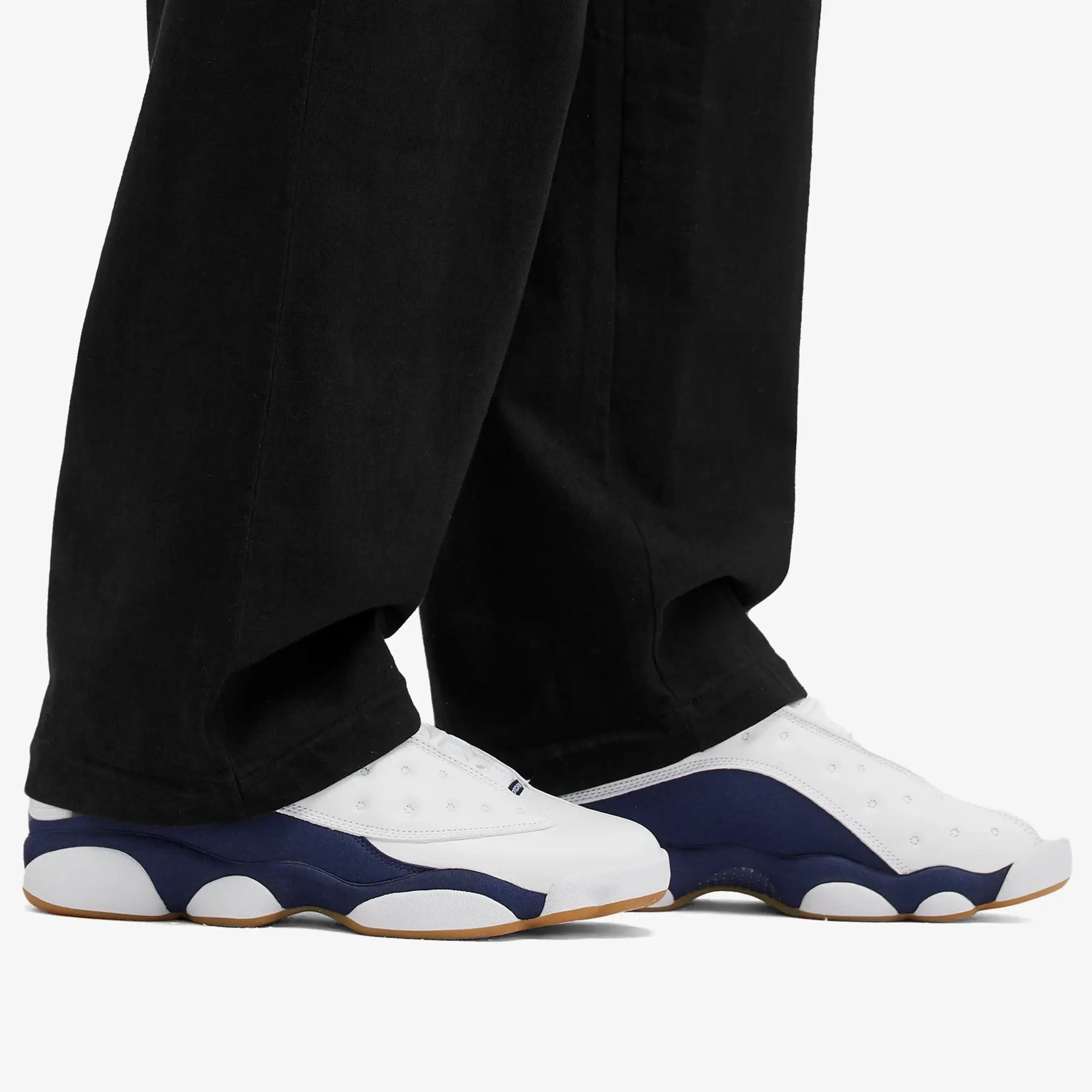 Nike Jordan Air Jordan 13 Retro Sneaker White/Navy/Brown