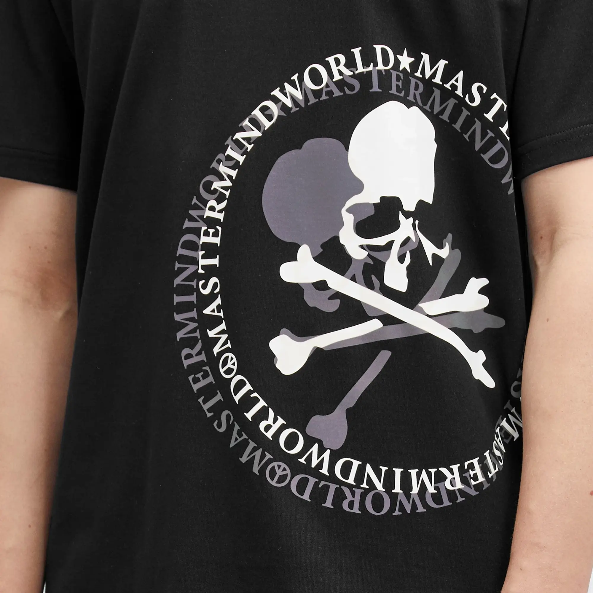 MASTERMIND WORLD Men's Aurola Logo T-Shirt Black