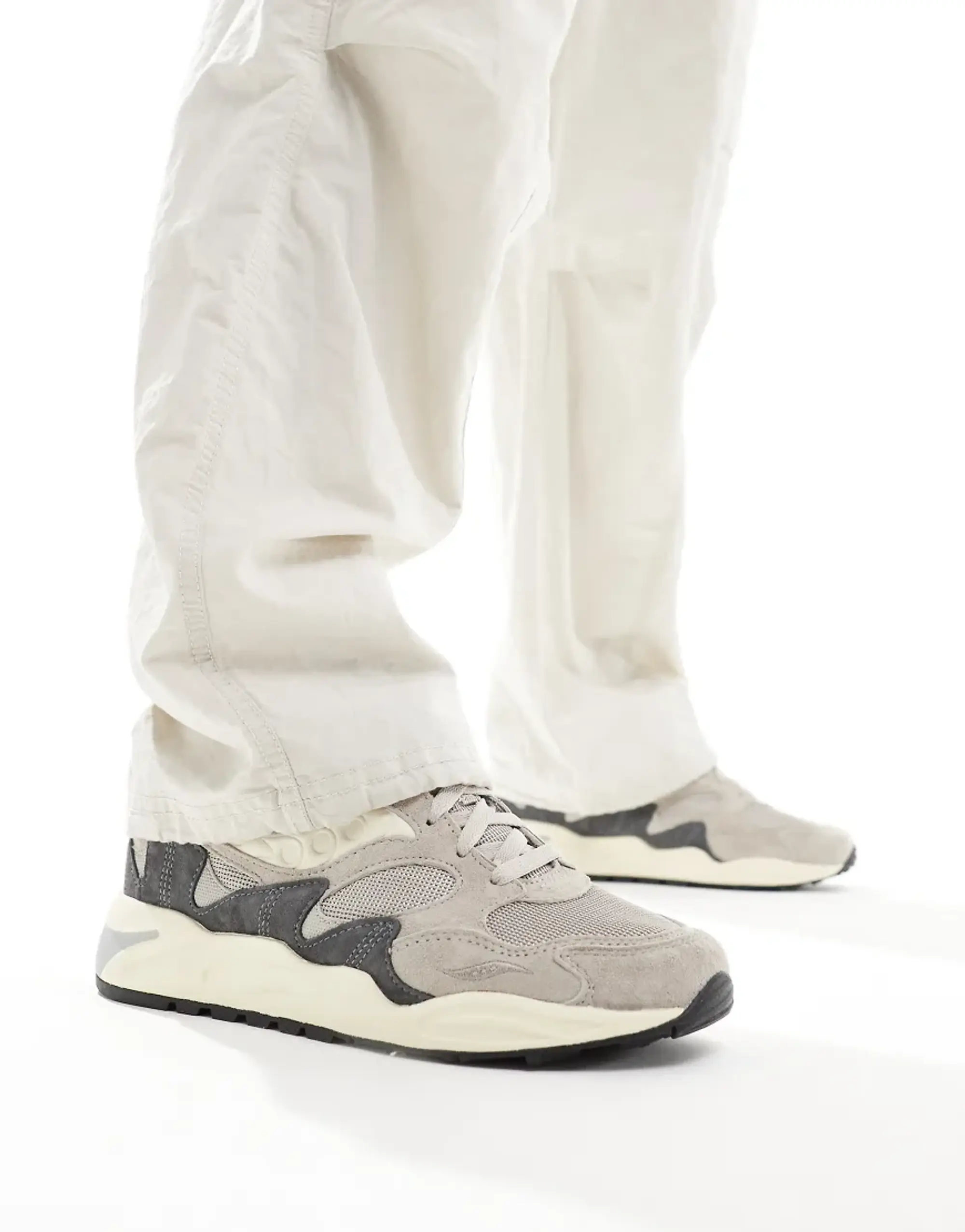 Saucony - Grid Shadow 2 Essential in Grey