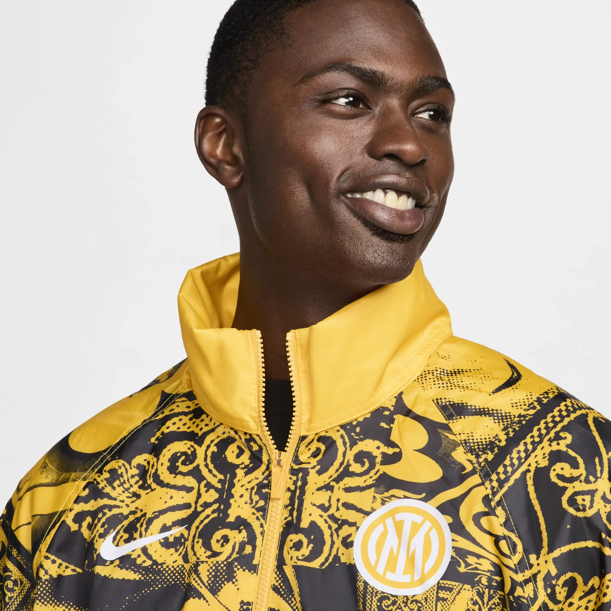 Black and gold nike jacket best sale