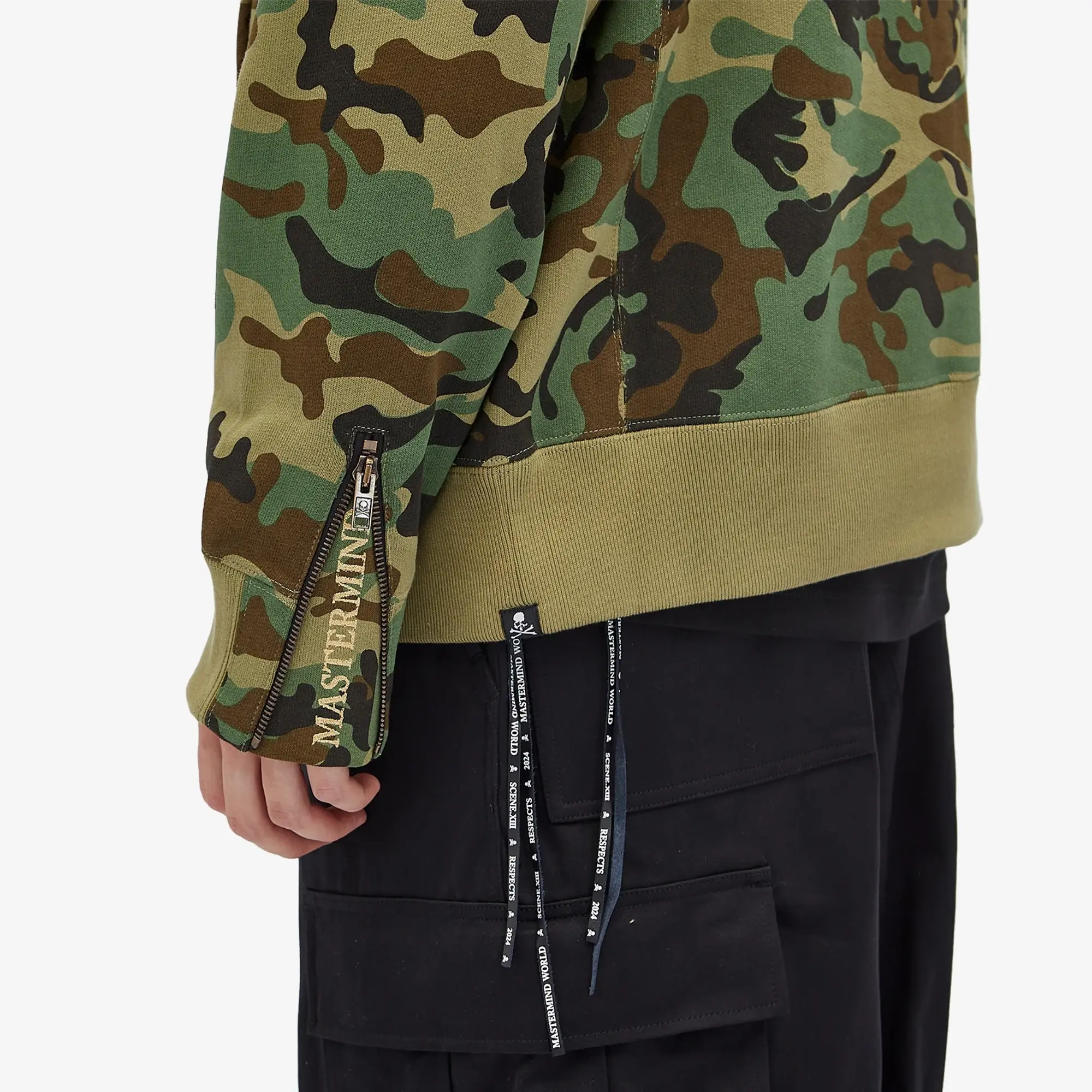 MASTERMIND WORLD Men's Camo Full Zip Hoodie Woodland