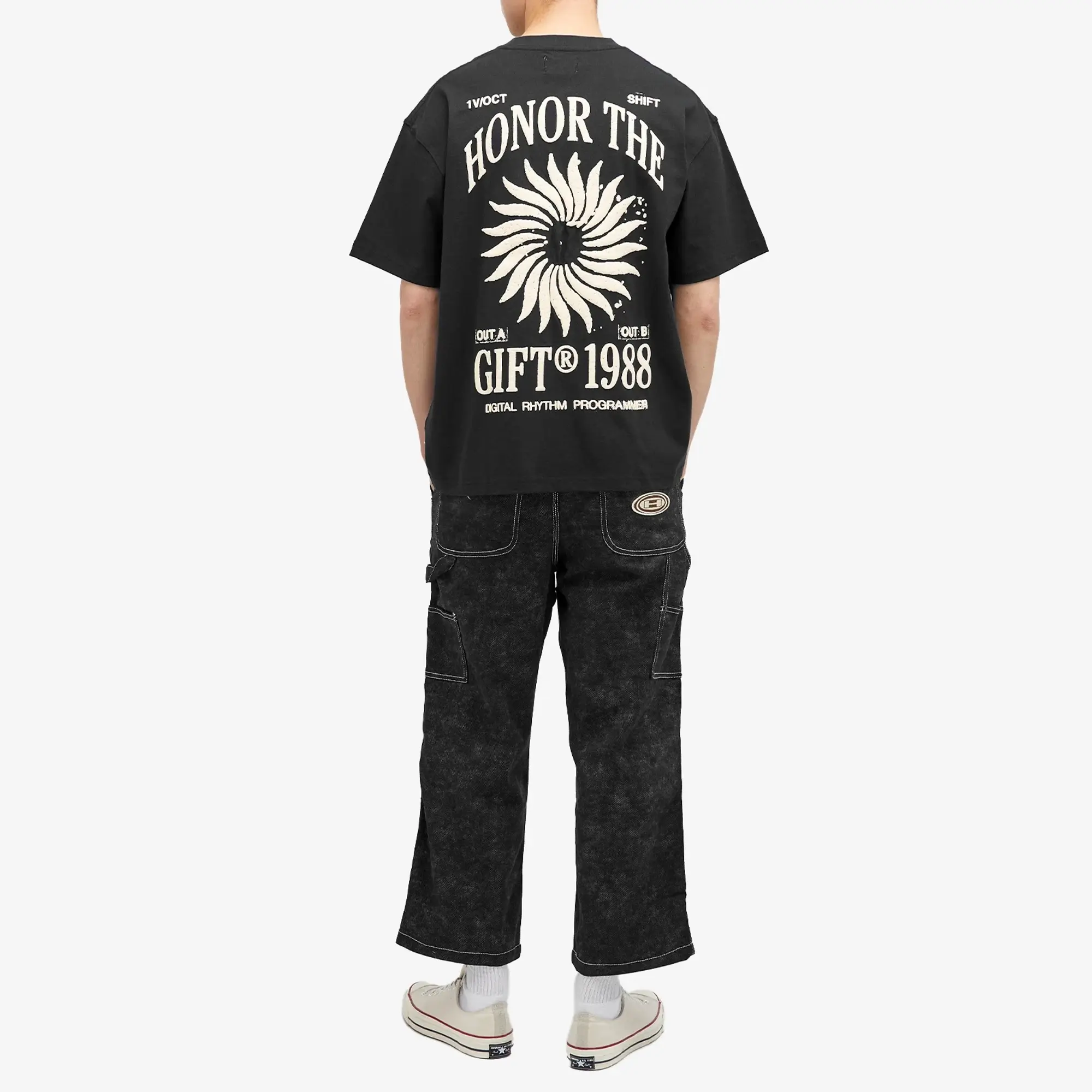 Honor the Gift Men's Sunray Logo T-Shirt Black