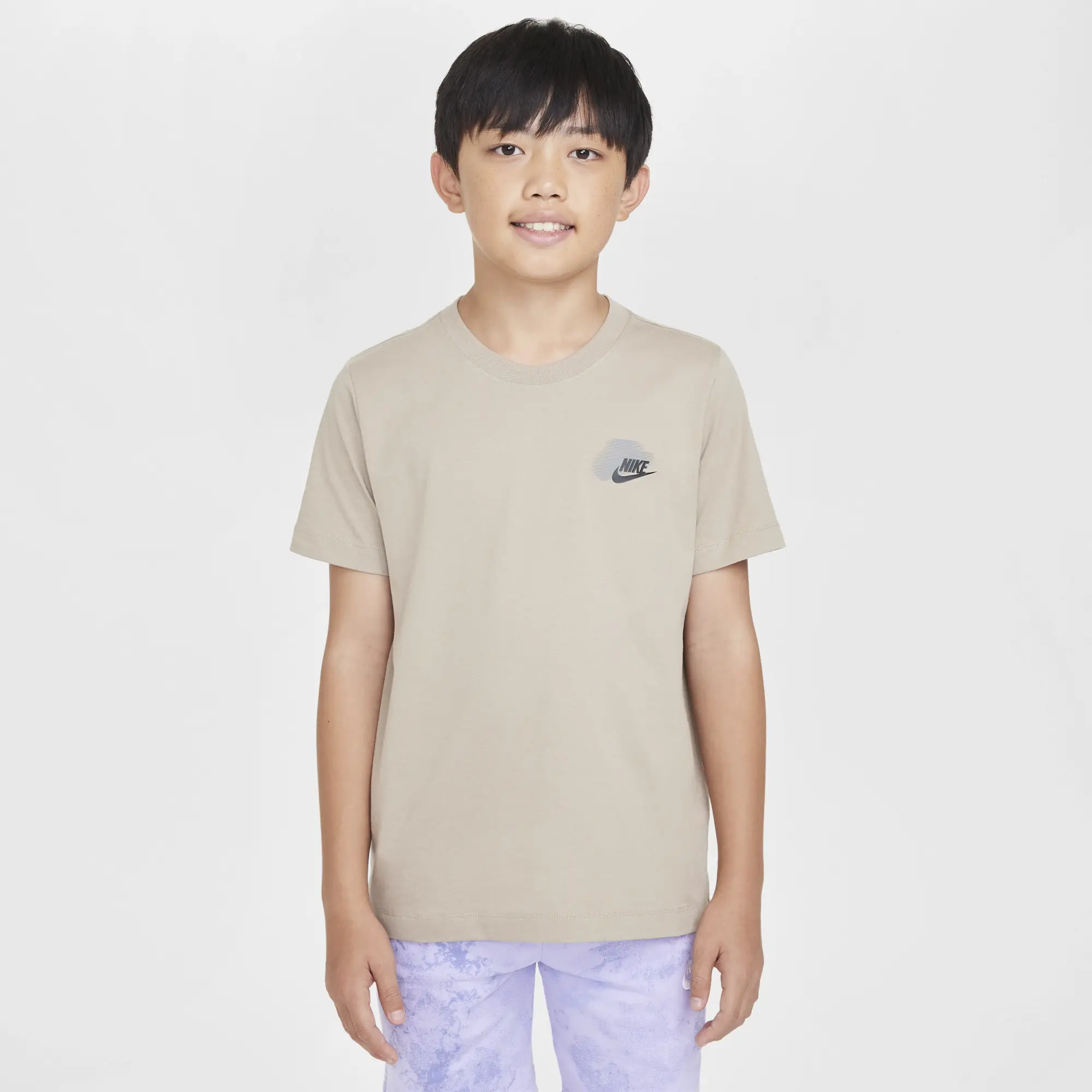 Nike Sportswear Standard Issue Older Kids' (Boys') Graphic T-Shirt - Brown - Cotton