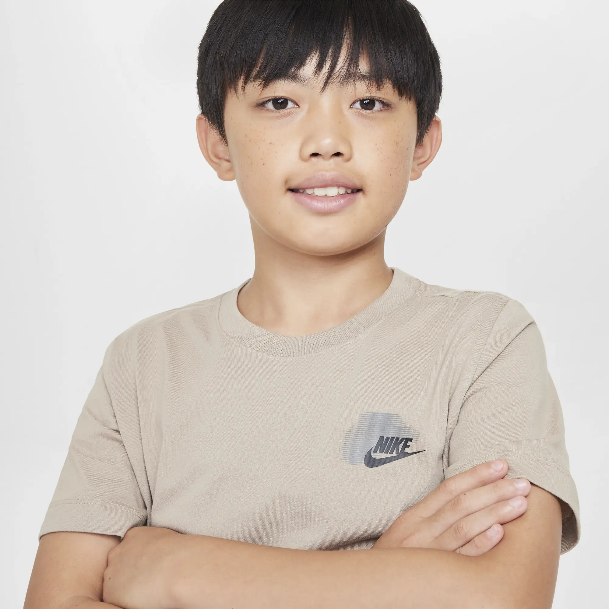 Nike Sportswear Standard Issue Older Kids' (Boys') Graphic T-Shirt - Brown - Cotton