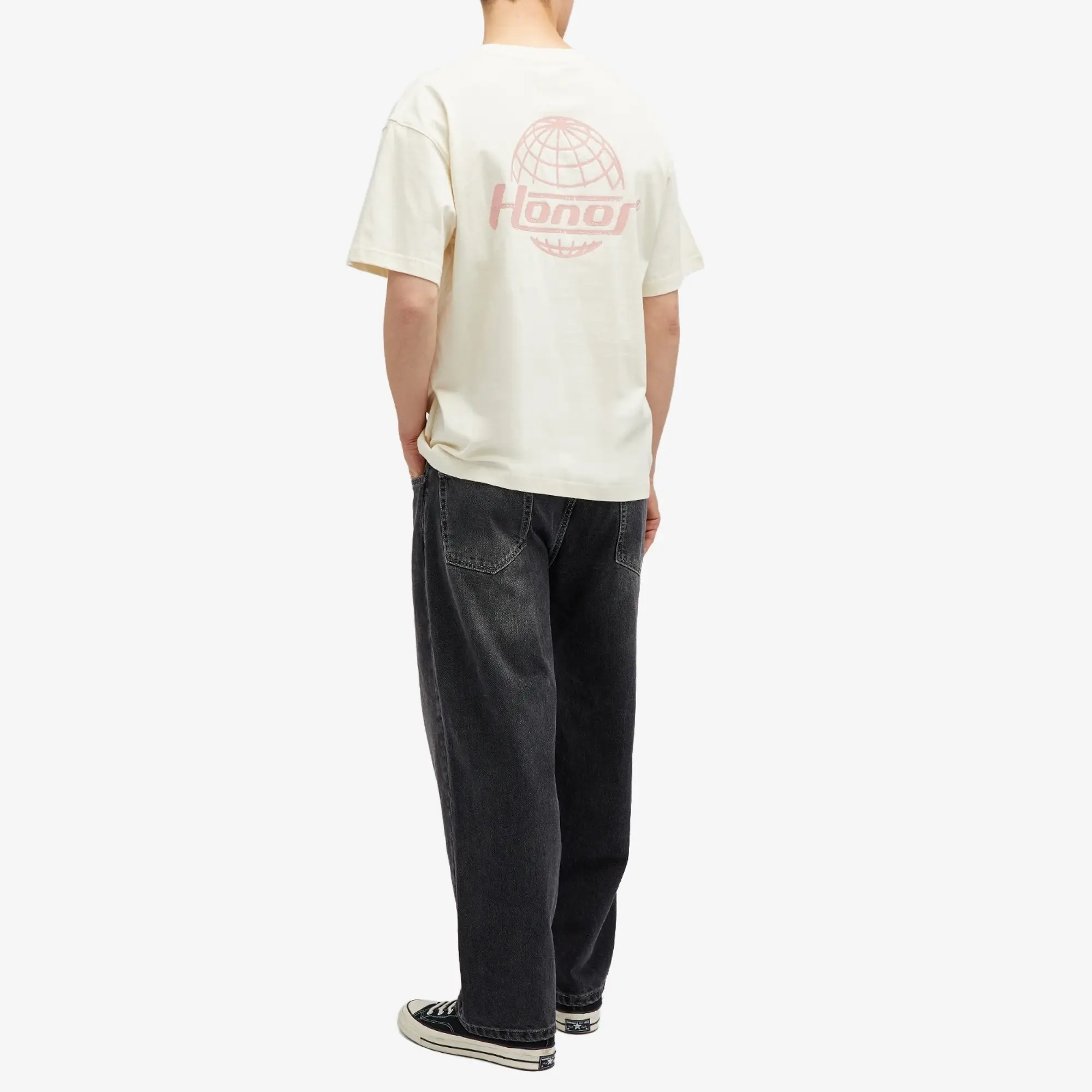 Honor the Gift Men's Globe Logo T-Shirt Cream