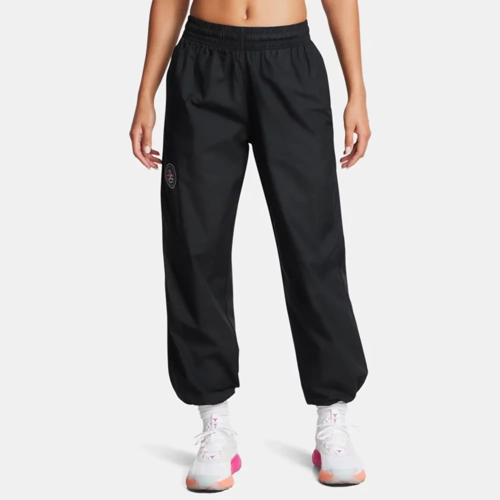 Under Armour Women's Project Rock Woven Badge Of Honor Pants Black / White L