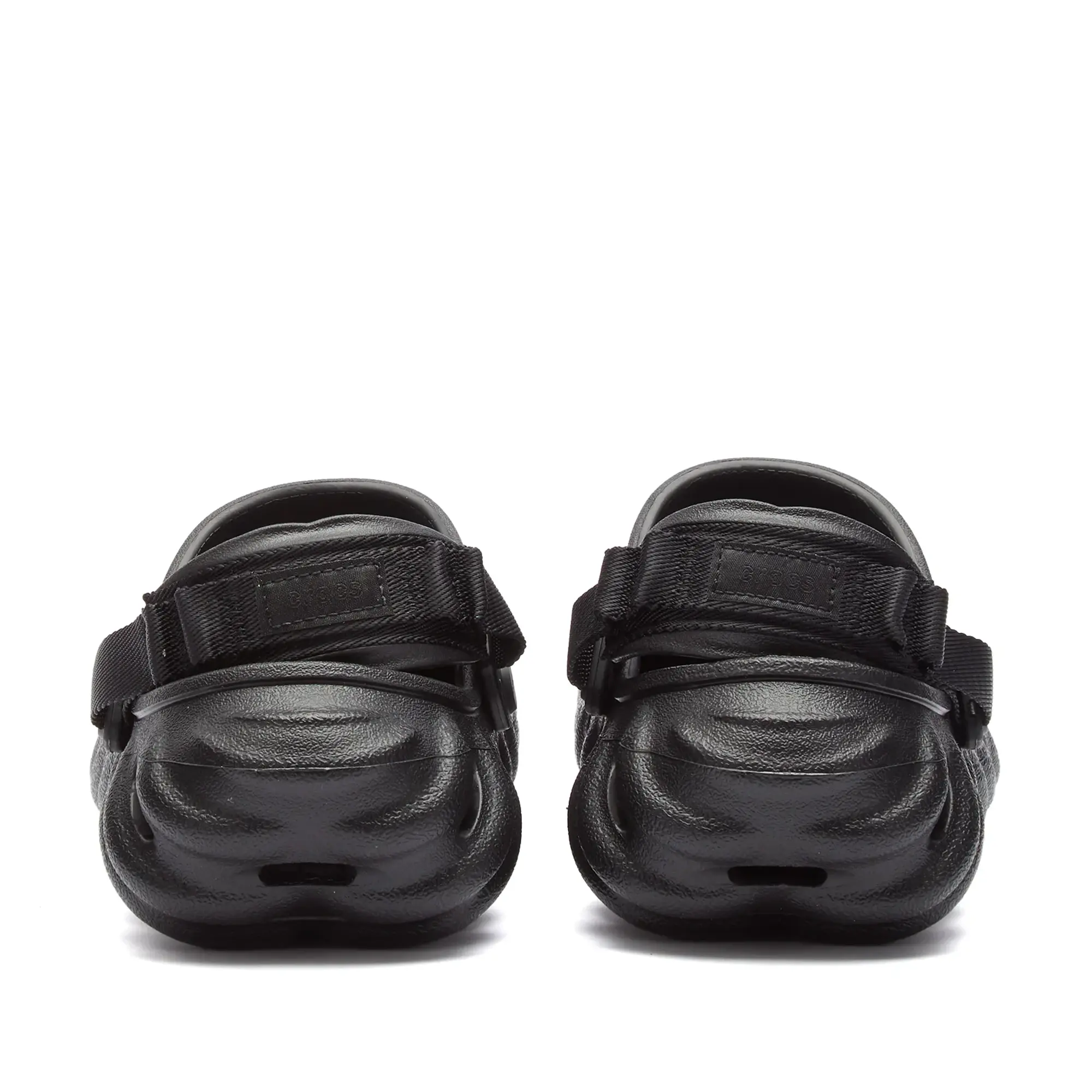 Crocs | Unisex | Echo | Clogs | Black | W6/M5