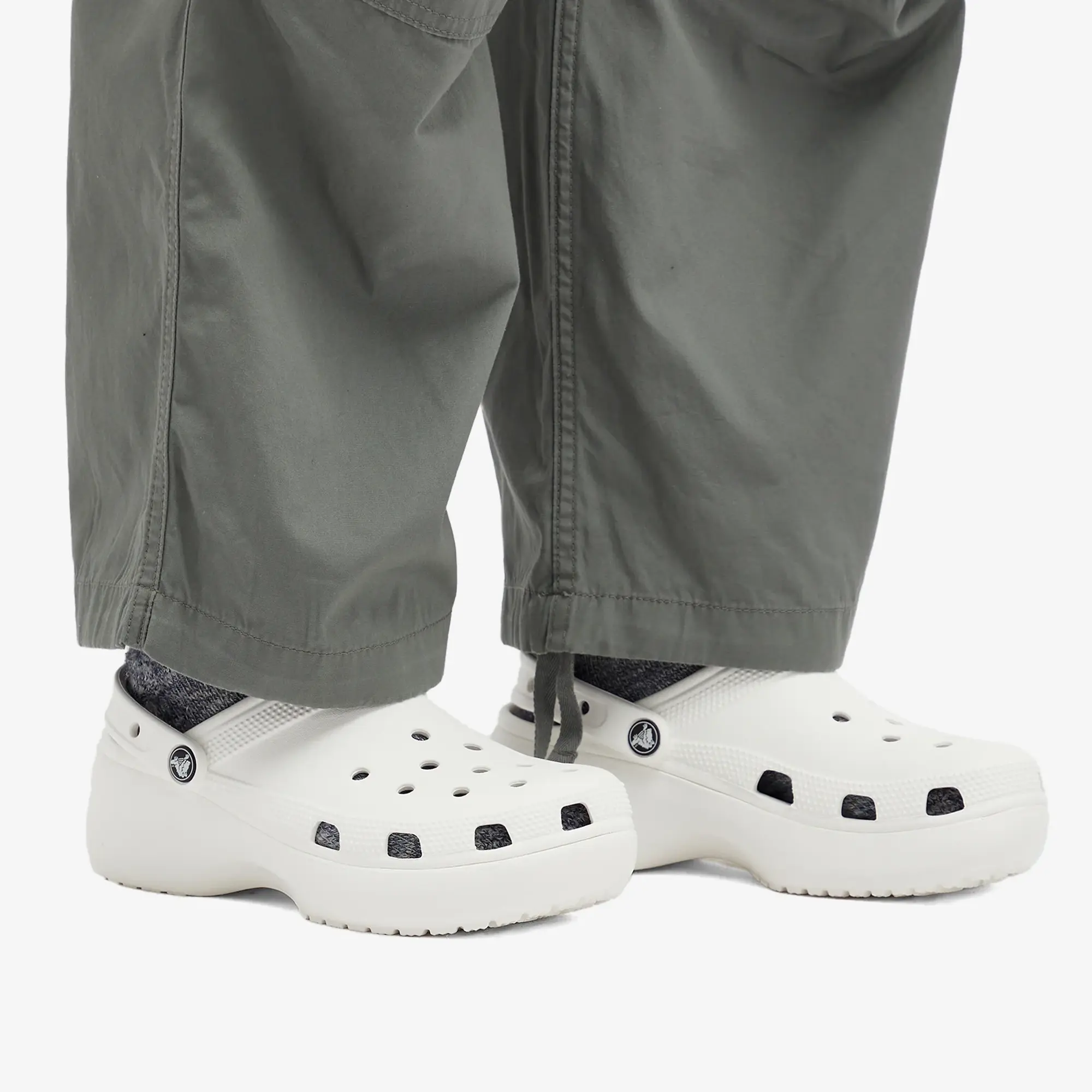 Crocs | Women | Classic Platform | Clogs | White | 9