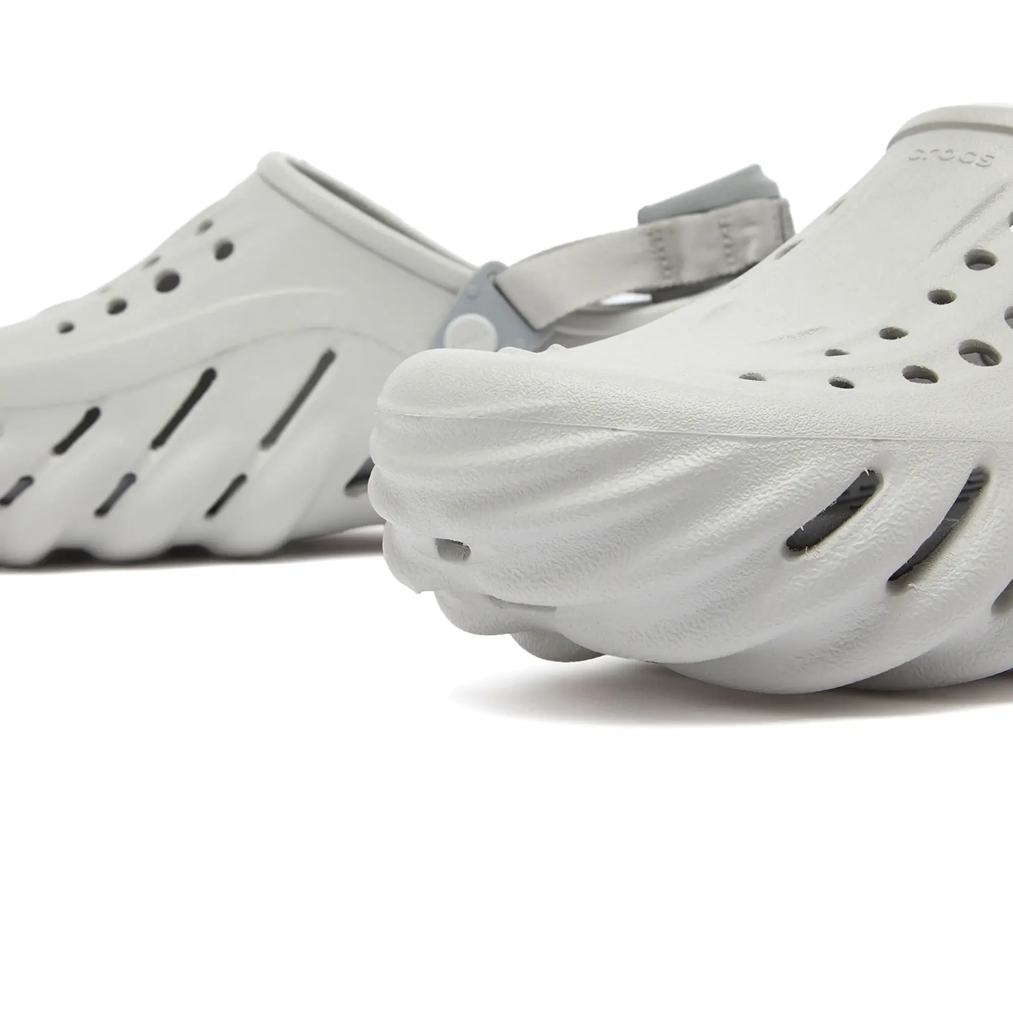 Crocs Echo Clog In Grey-White