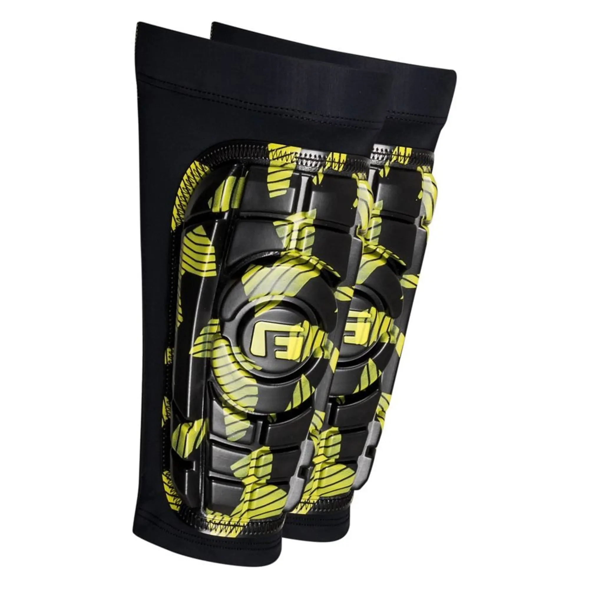 G-Form Shin Pads Pro-S Compact - ['Black']