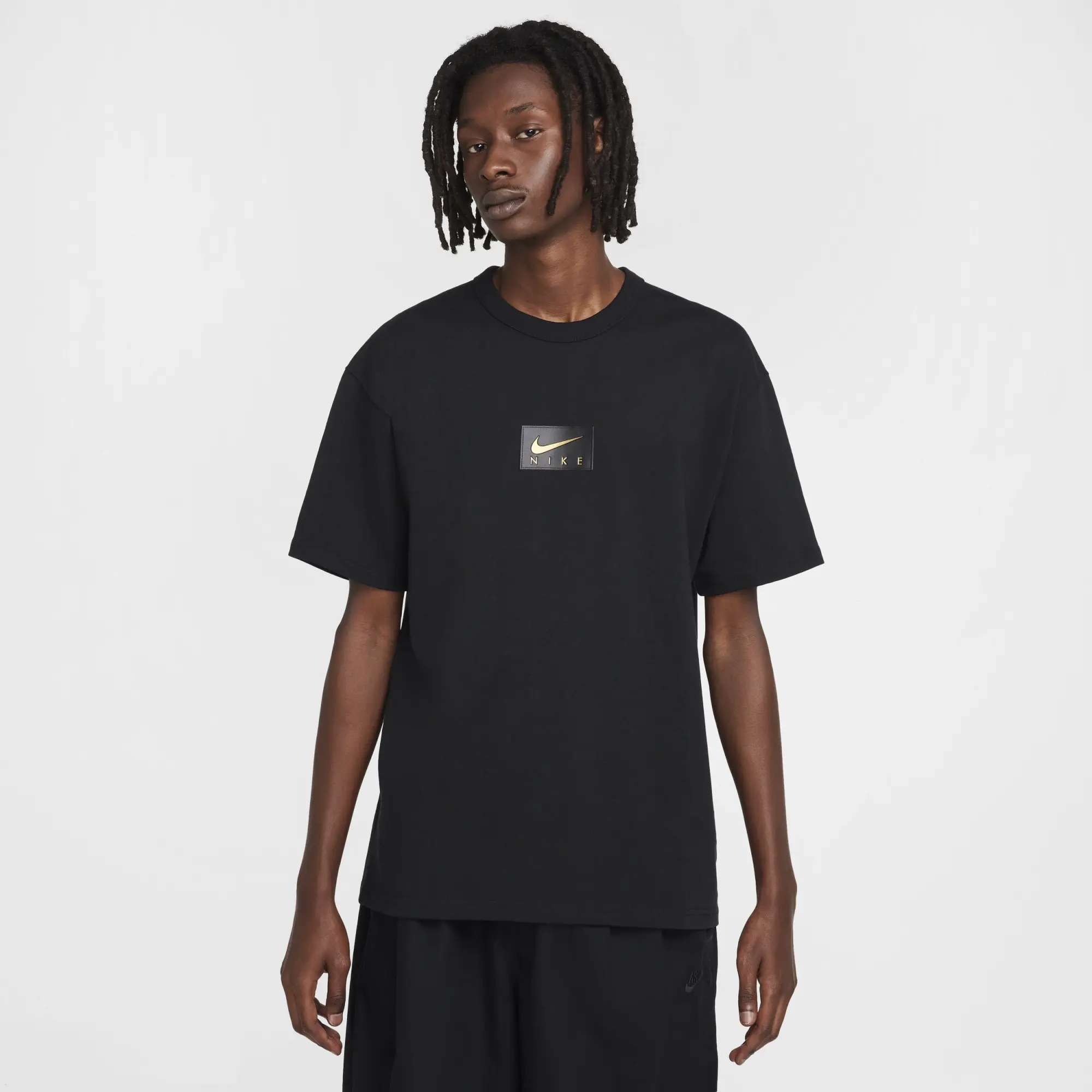 Nike Centre Patch Logo T-Shirt In Black