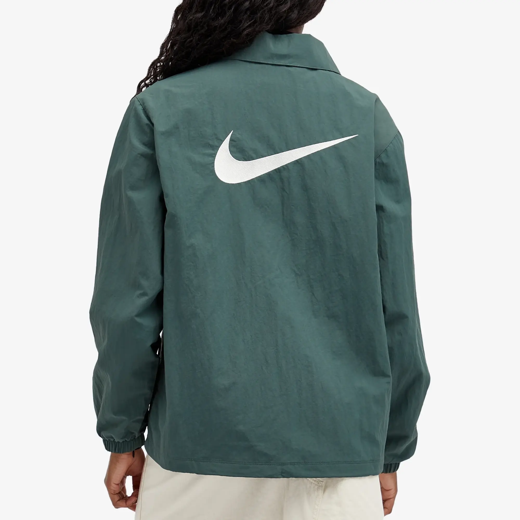 Nike Women's Essential Woven Coach Jacket Green/White
