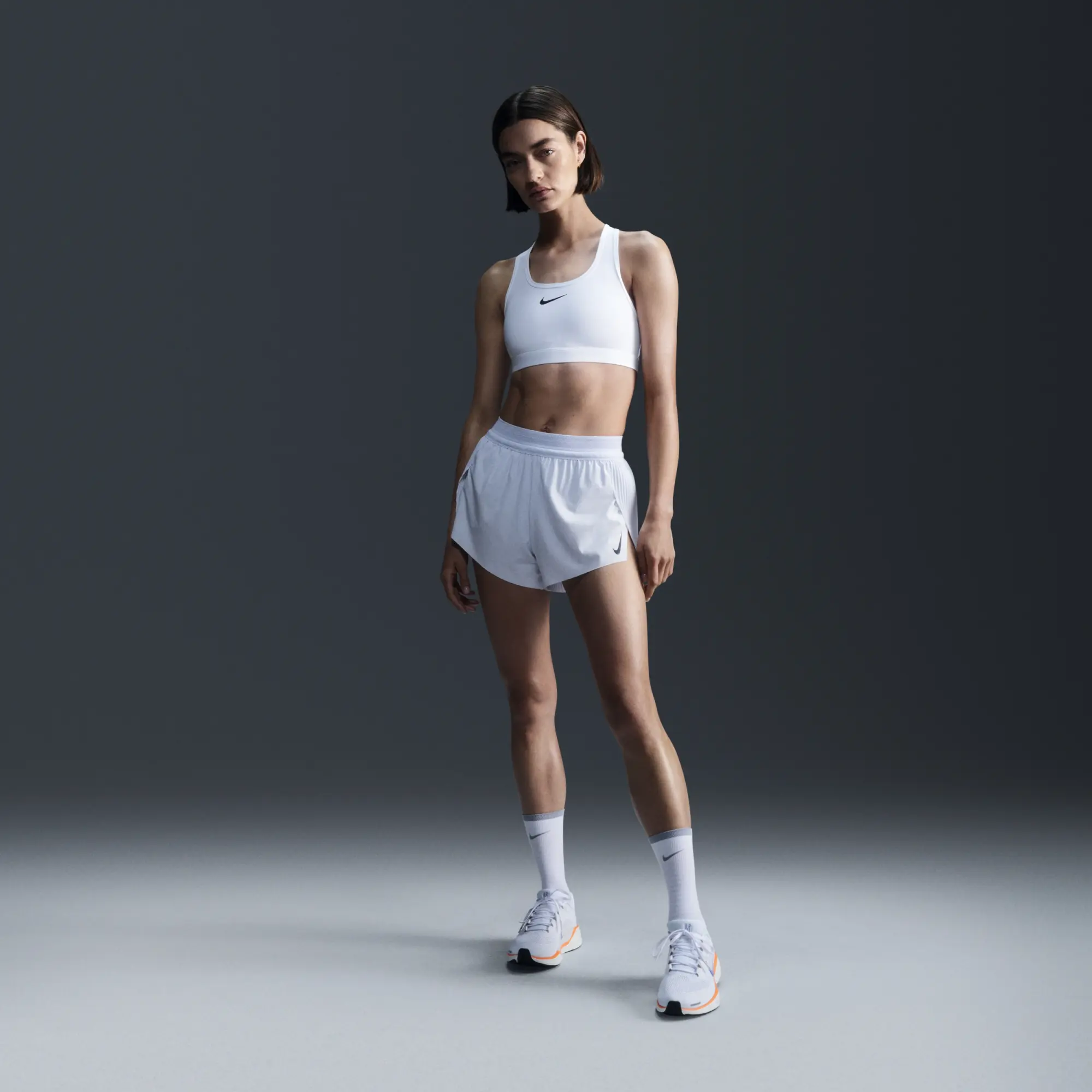 Nike Swoosh Medium-Support Women's Padded Sports Bra - White - Polyester/Elastane