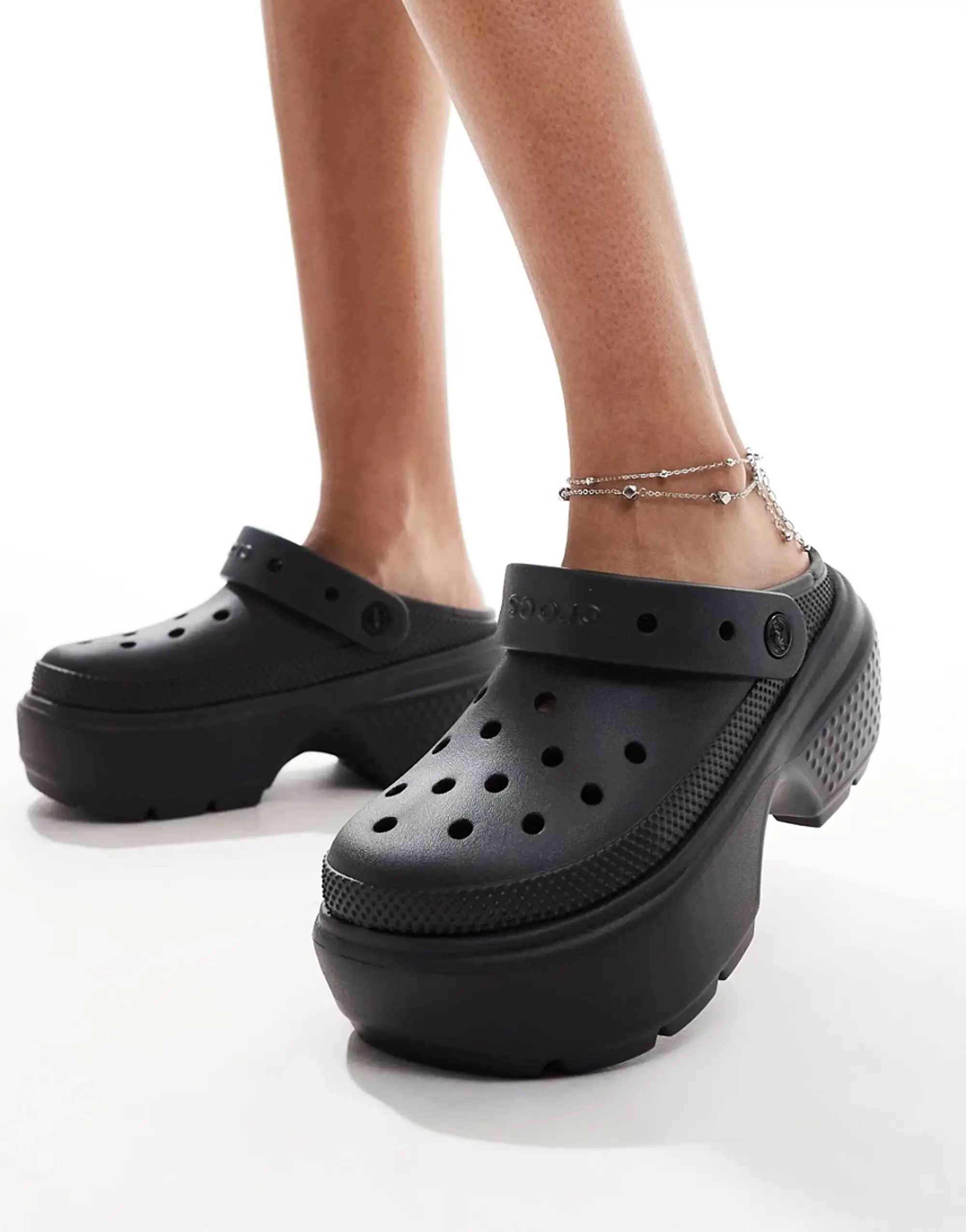 Crocs | Unisex | Stomp | Clogs | Black | M12