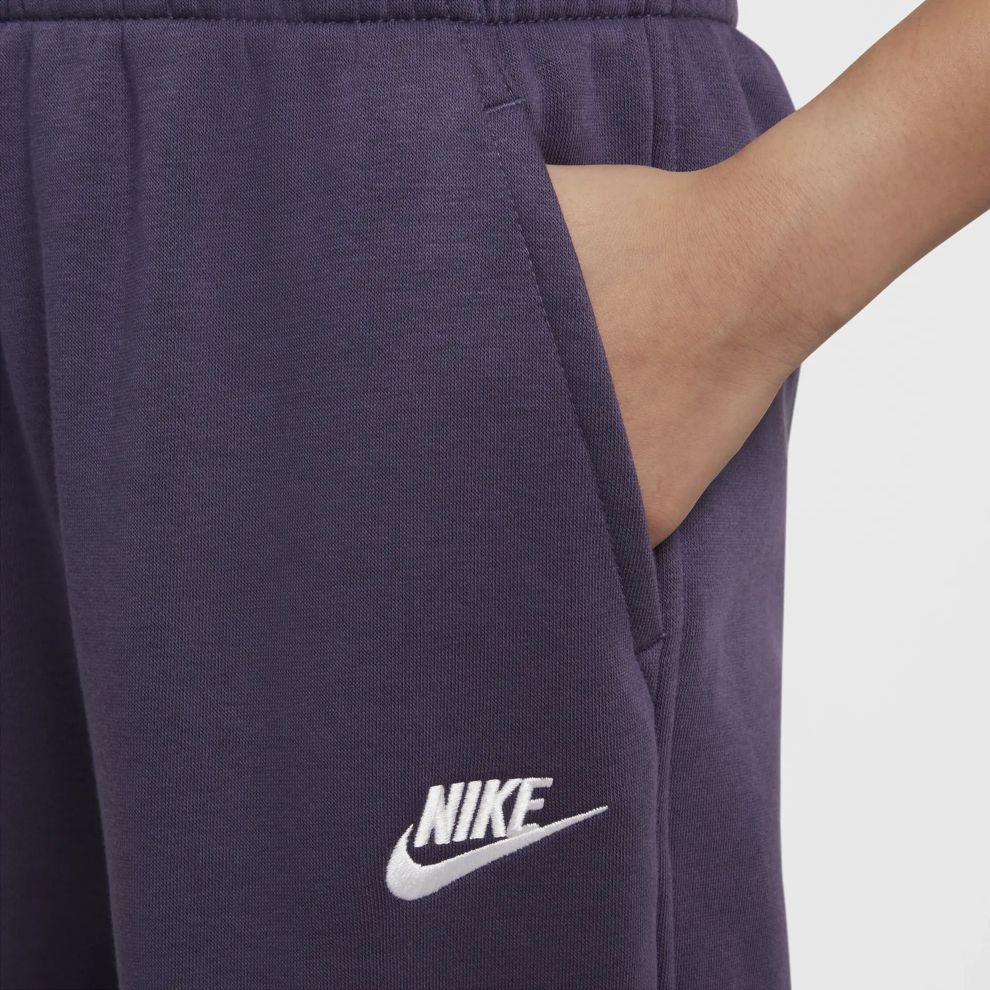 Nike Club - Purple