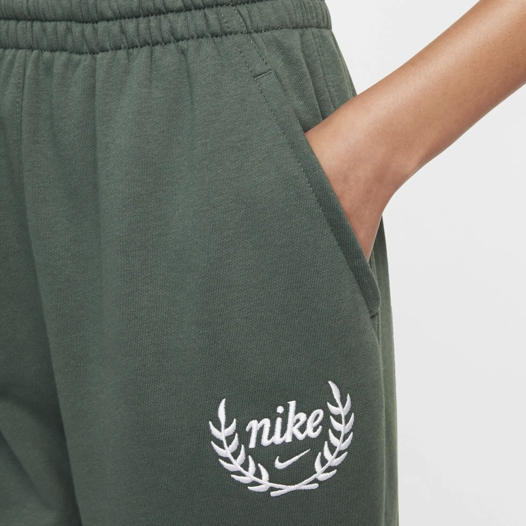 Nike Sportswear Club Fleece Girls' Loose Trousers - Green - Cotton/Polyester