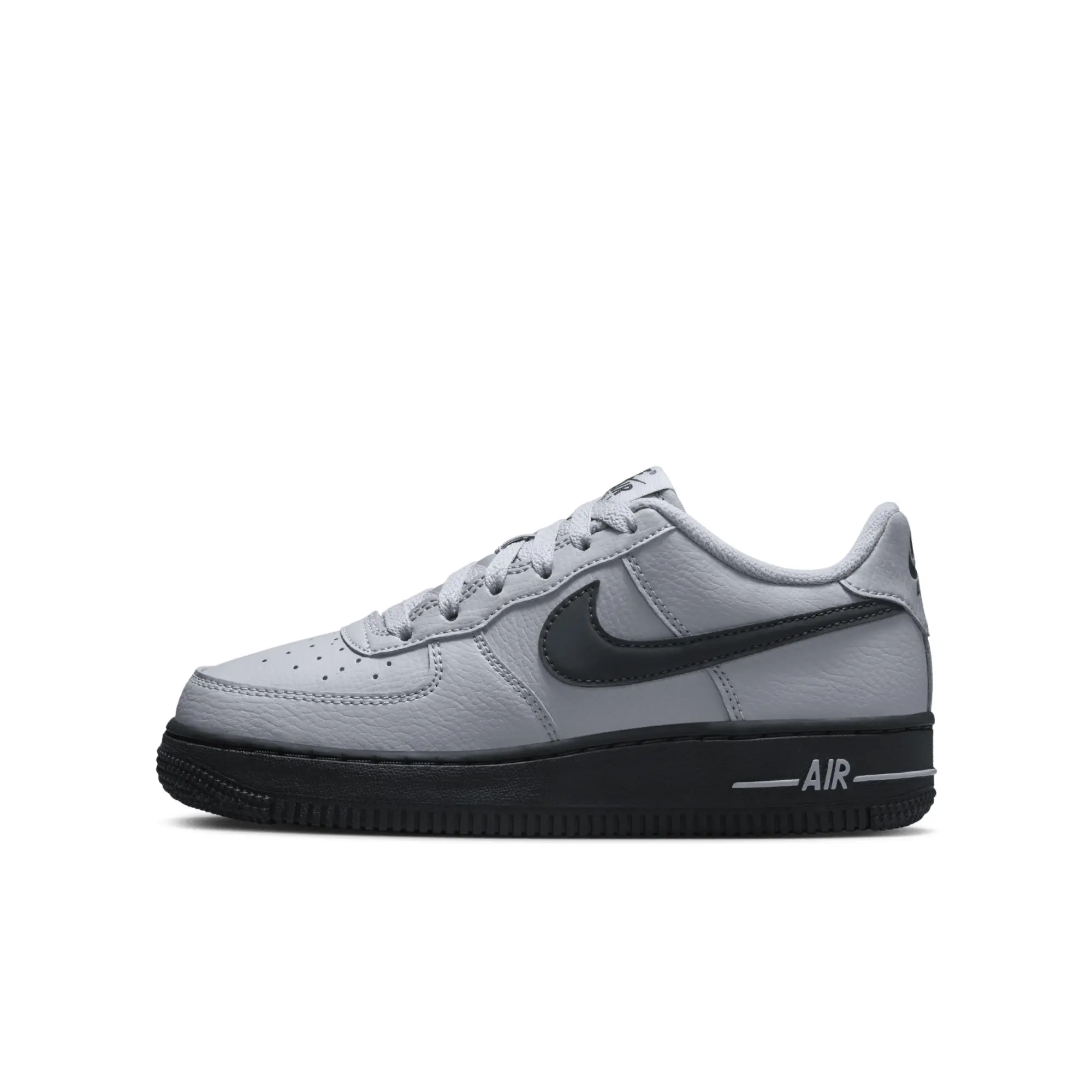 Nike air force 1 junior size 5.5 hotsell