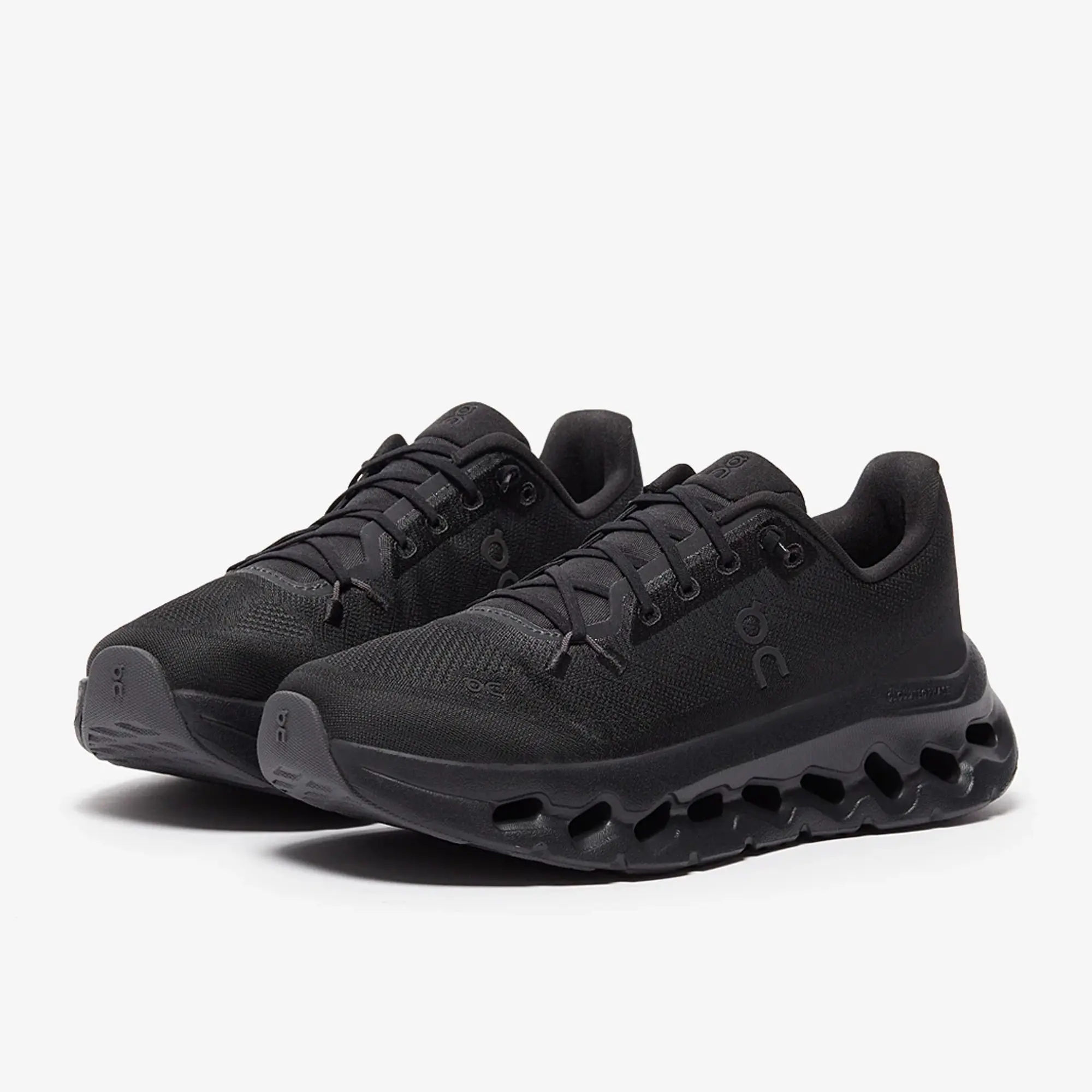 Sneakers On W Cloudtilt Eclipse/ Black Eur 42