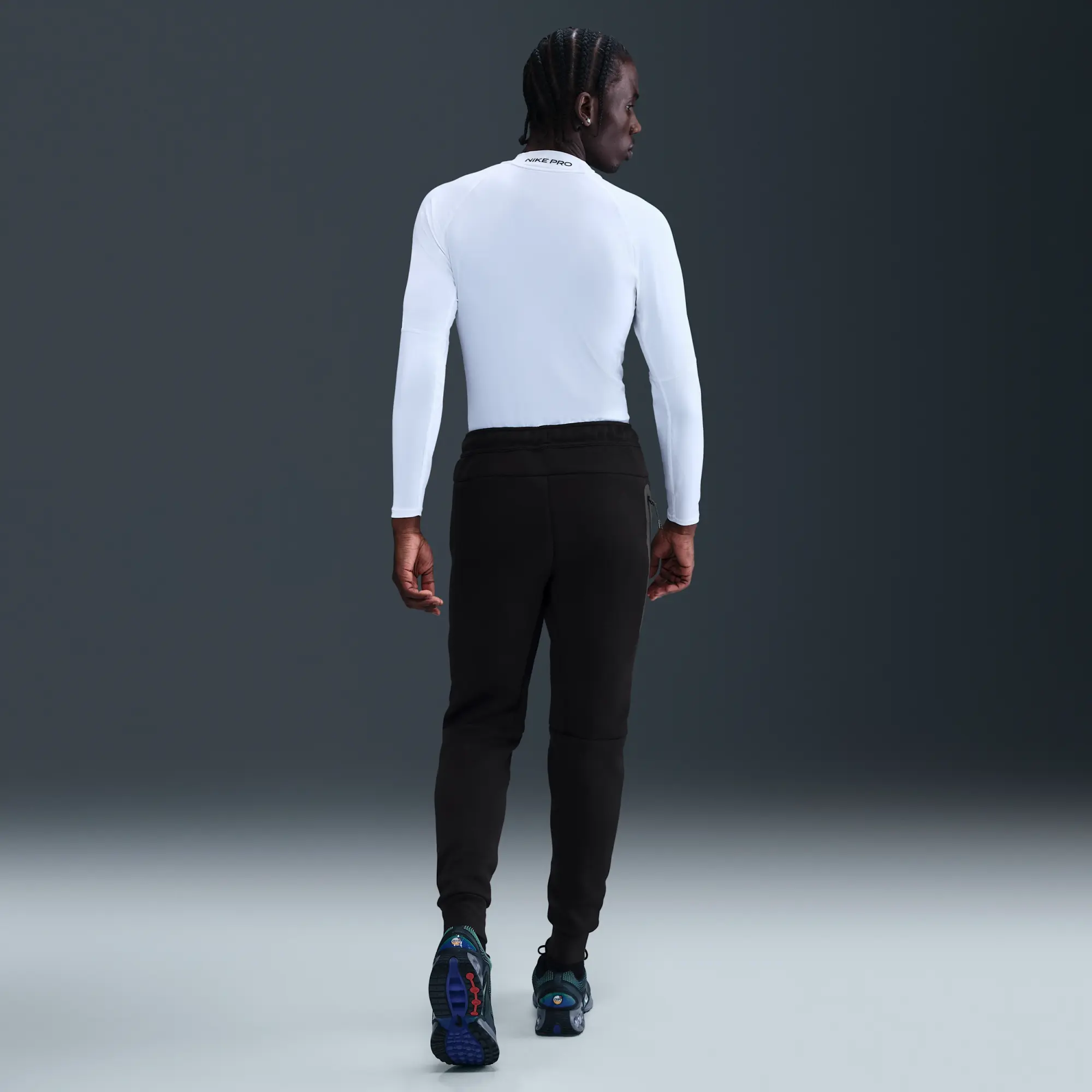 Nike Tech Men's Fleece Joggers - Black - Cotton/Polyester