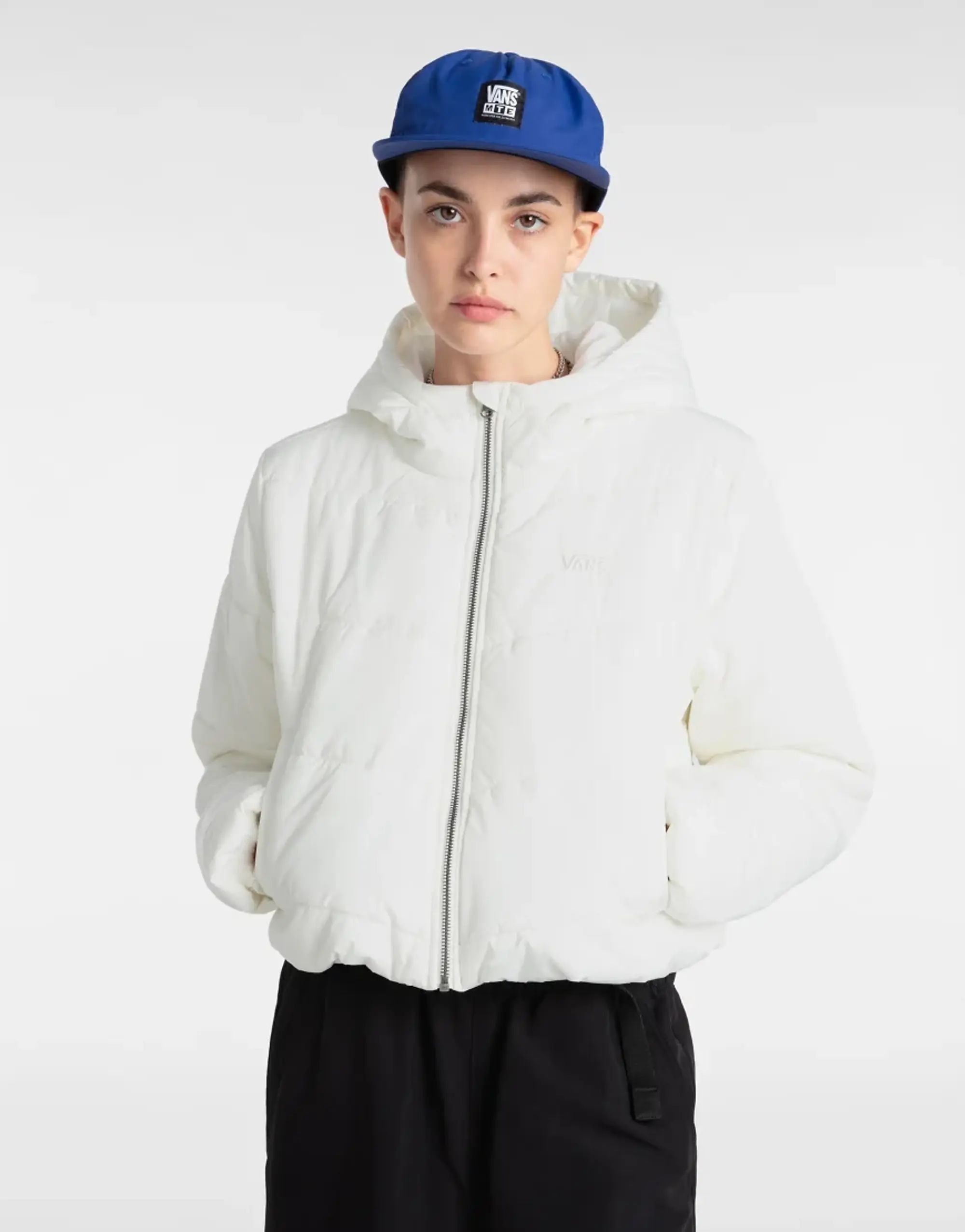 Vans Mte Foundry Crop Puffer Jacket With Hood In Marshmallow-White