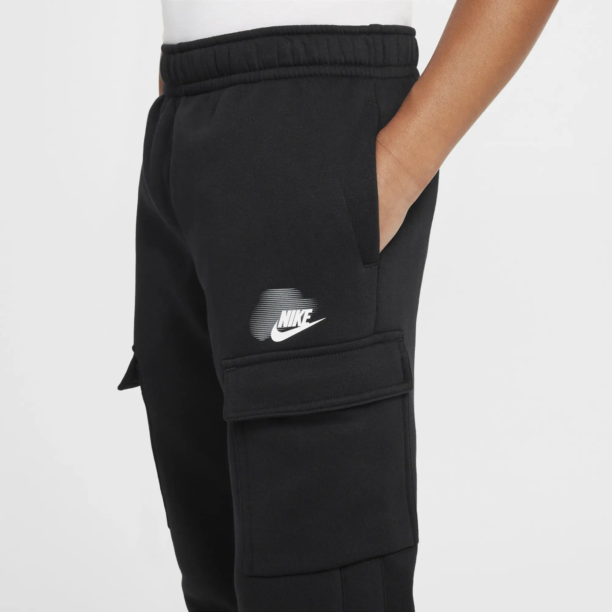 Nike Sportswear Standard Issue Older Kids' (Boys') Cargo Trousers - Black - Cotton/Polyester