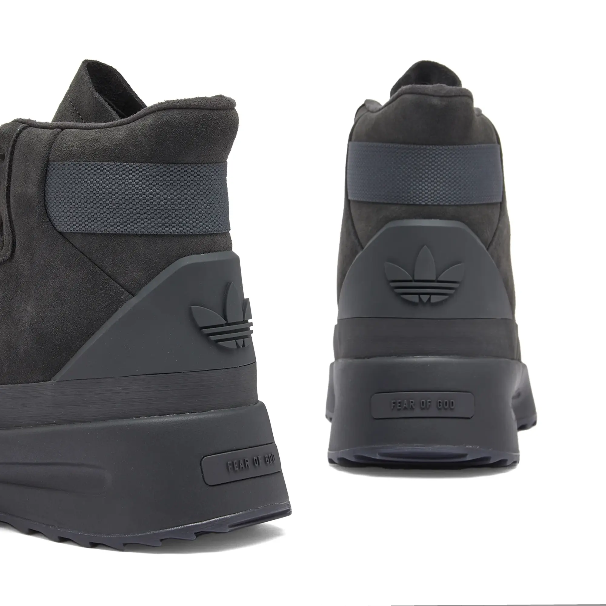 adidas Originals Adidas x Fear of God Athletics Los Angeles Hiker Carbon