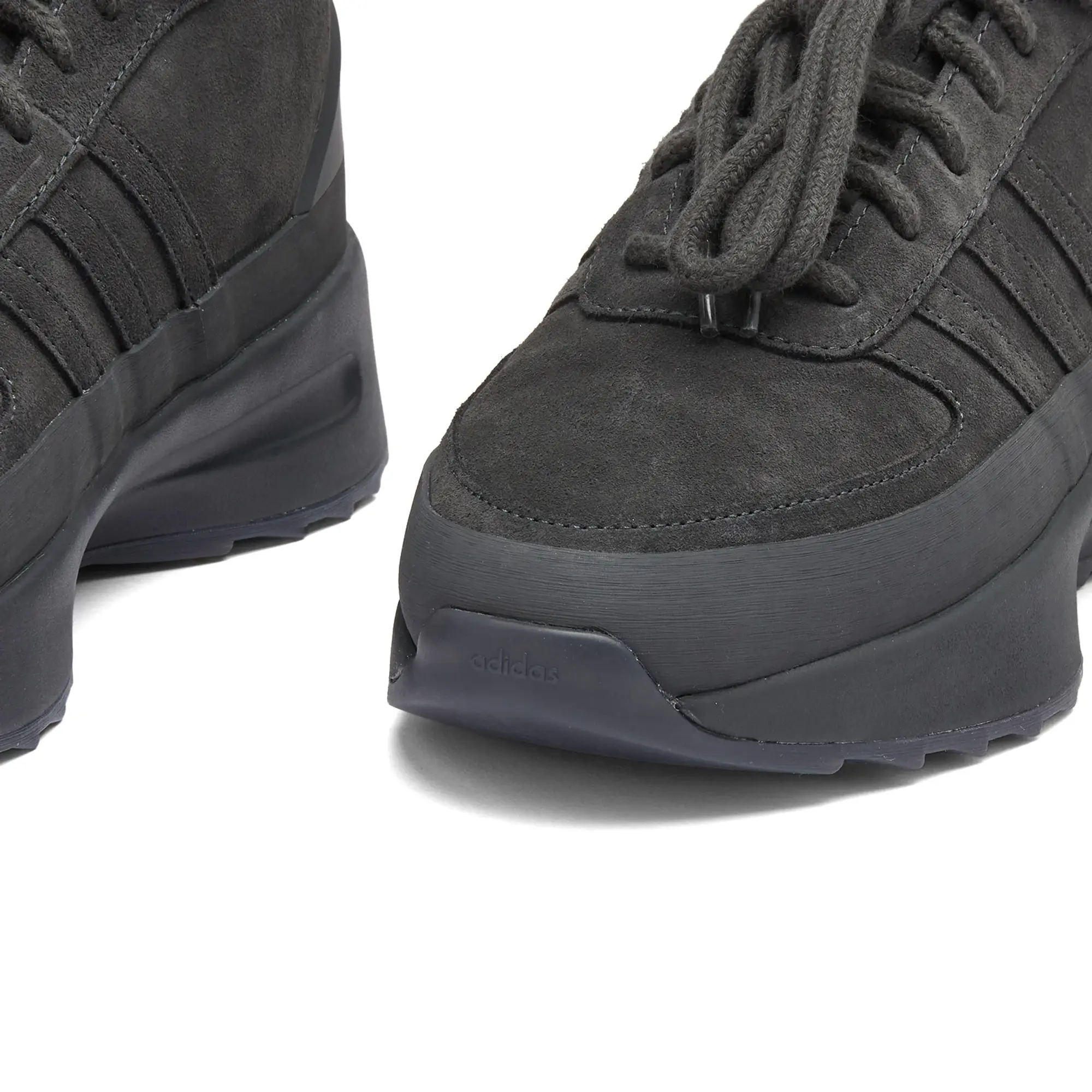 adidas Originals Adidas x Fear of God Athletics Los Angeles Hiker Carbon