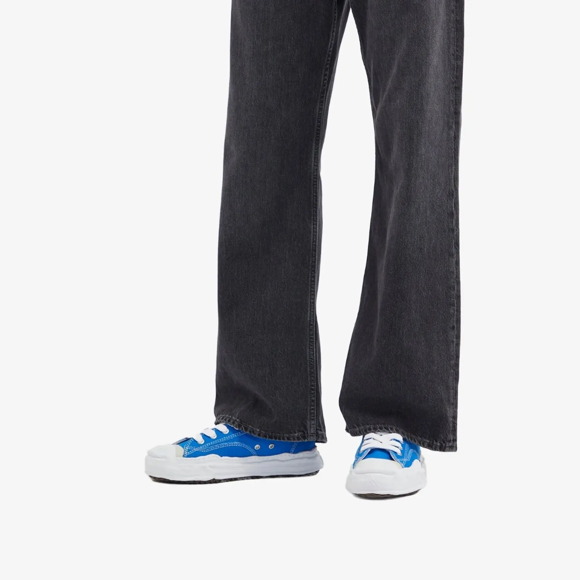 Maison MIHARA YASUHIRO Men's Hank Low Original Sole Toe Cap Canvas Sneaker Blue