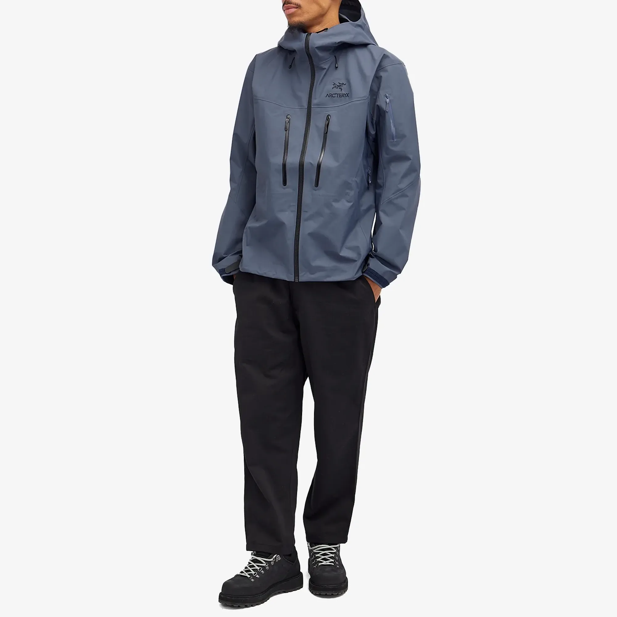 Arcteryx Alpha SV Jacket Dark Stratus | X000007555-021549 | FOOTY.COM