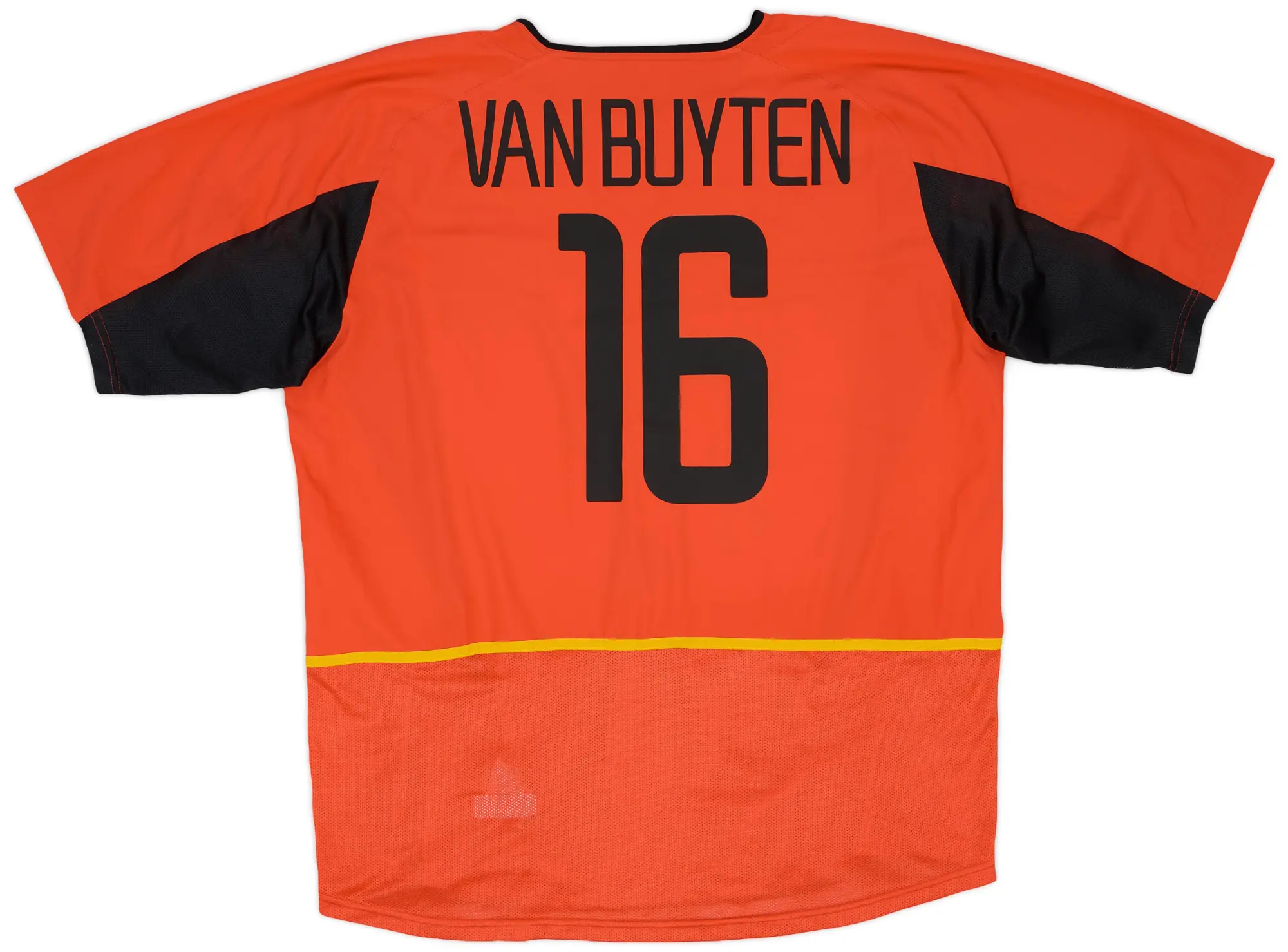 Nike 2002-04 Belgium Home Shirt Van Buyten #16 - 9/10 - (XXL)