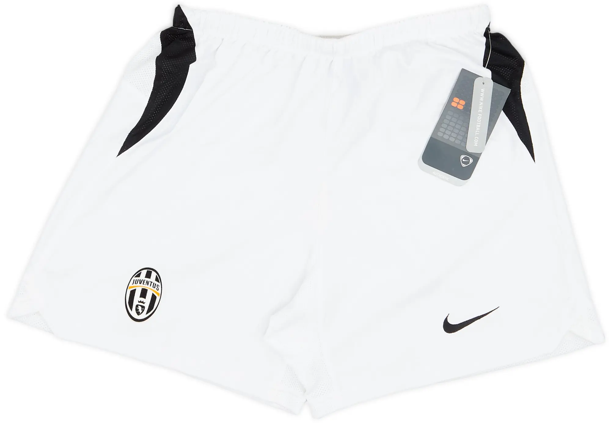Nike 2004-05 Juventus Home Shorts (L.Boys)