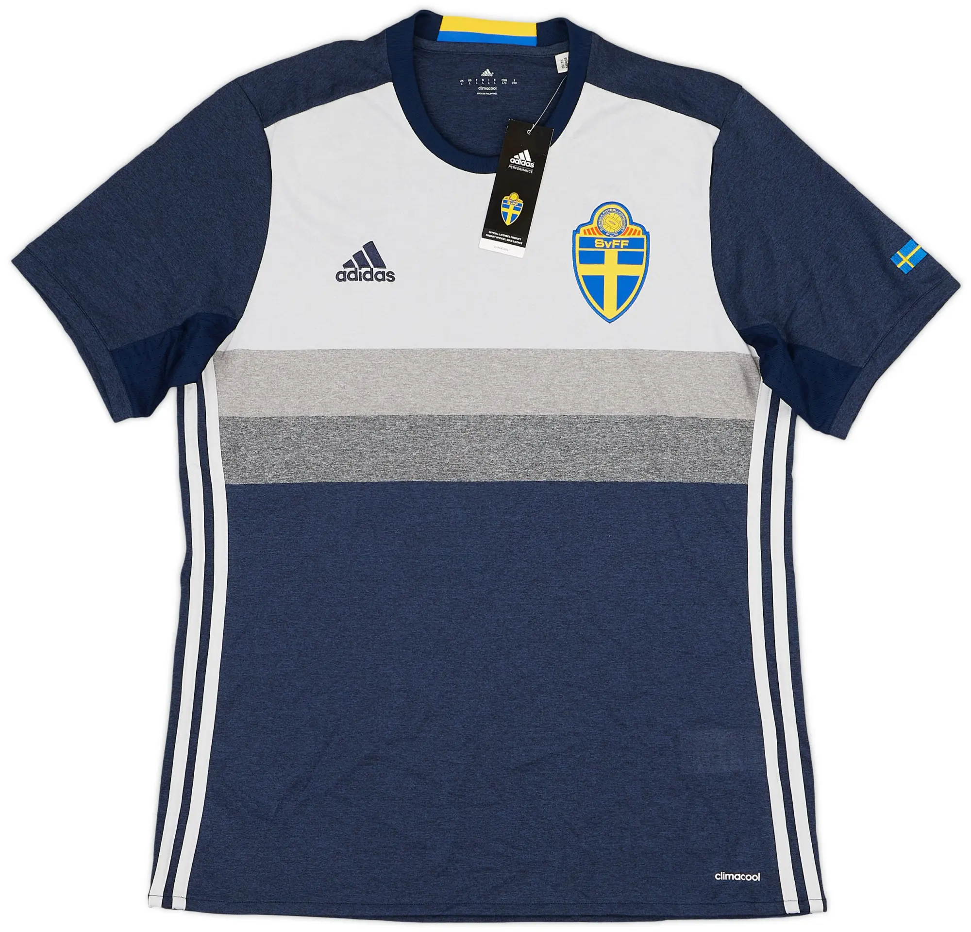 adidas 2016-17 Sweden Away Shirt (L)