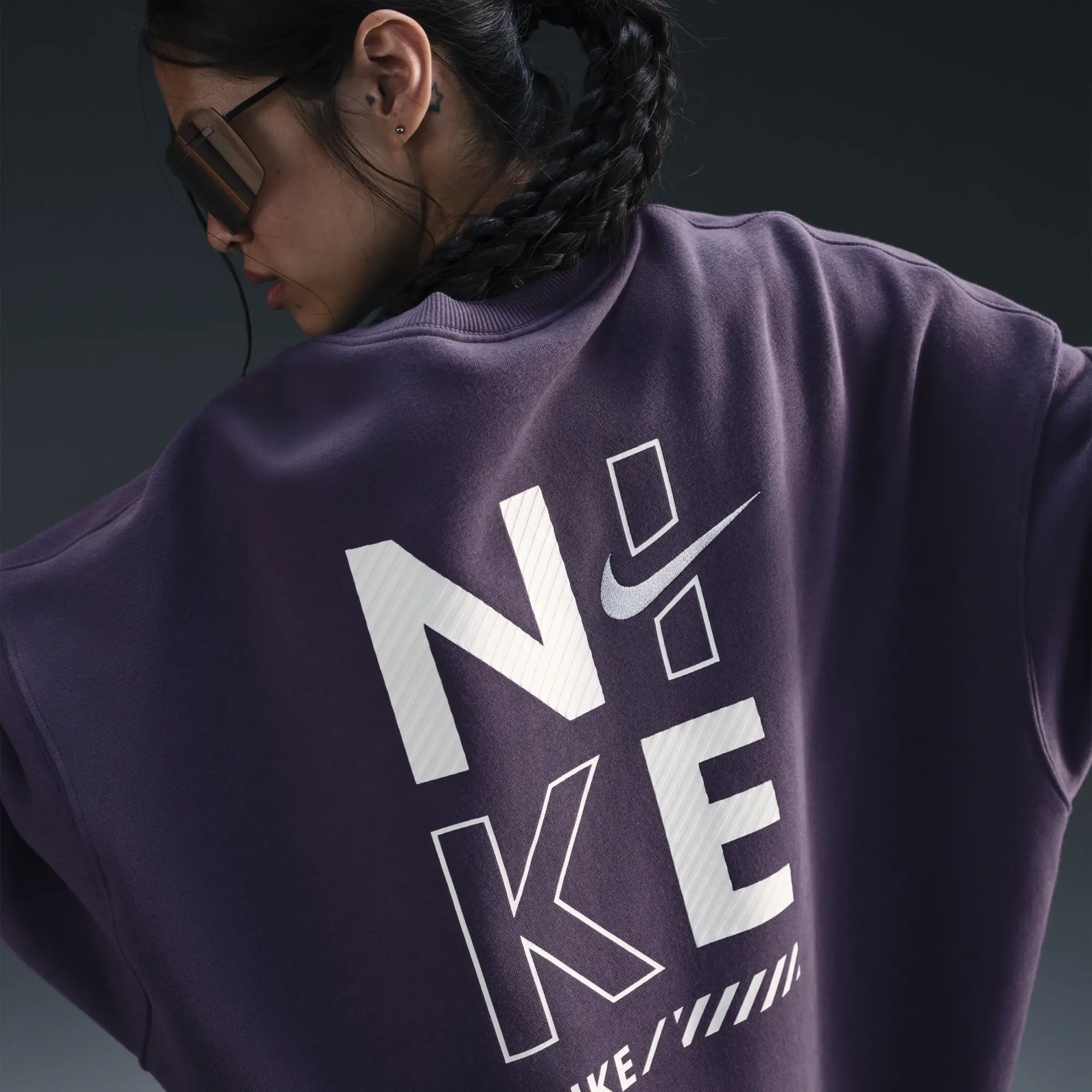 Nike Oversized Fleece Crew Women Sweatshirts - Purple
