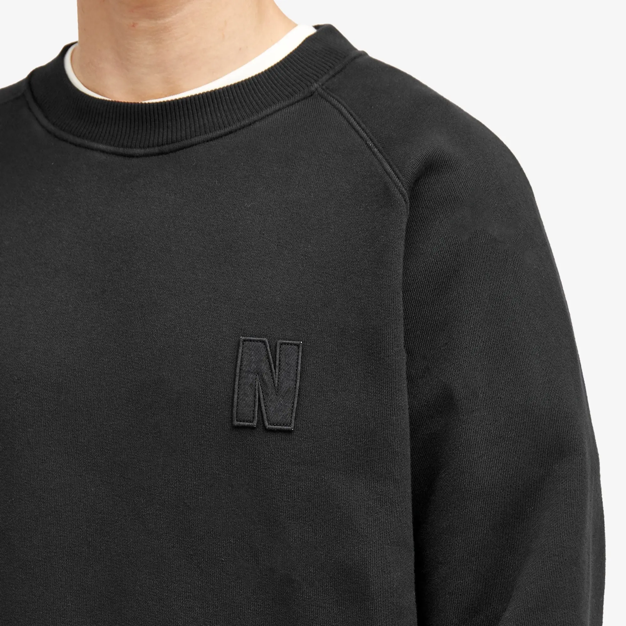Norse Projects Marten Relaxed Organic Raglan N Patch Sweatshirt Men Sweatshirts Black