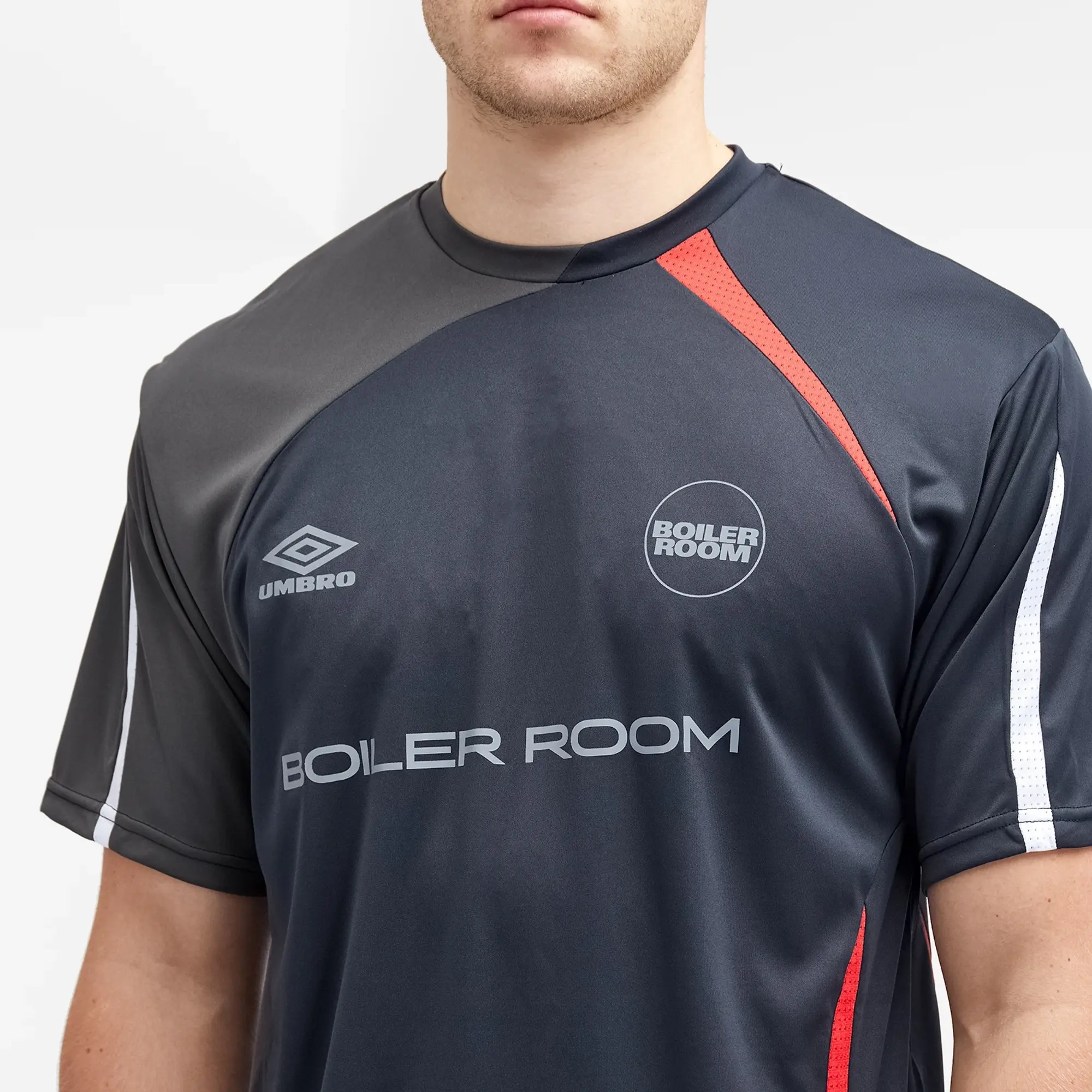 Tシャツ・カットソー UMBRO UMB X BOILER ROOM Football Short Sleeve Jersey BlackUP Boiler Room Men's x Umbro Football Top Black | UMBRSS01B-LK